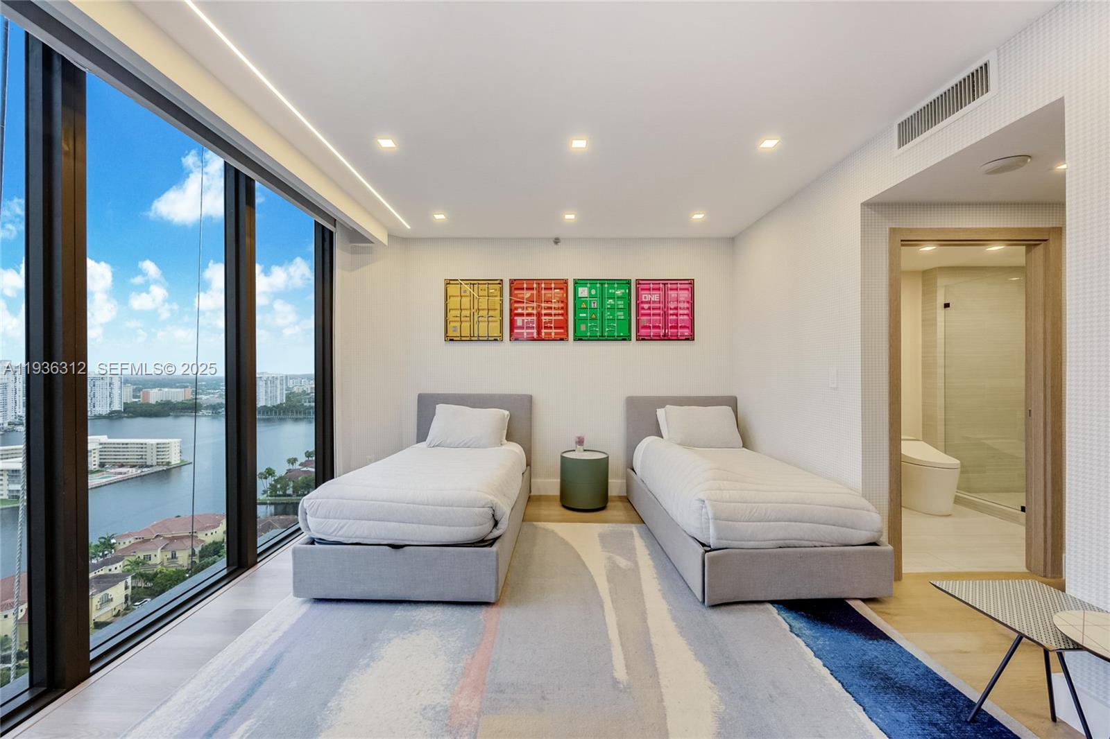 2000 Island Blvd #2507 Aventura, FL 33160