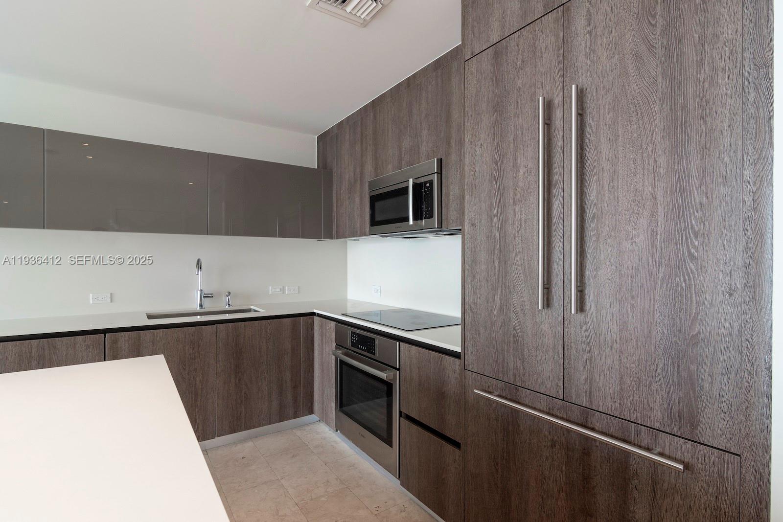 image Reach Brickell City Centre15