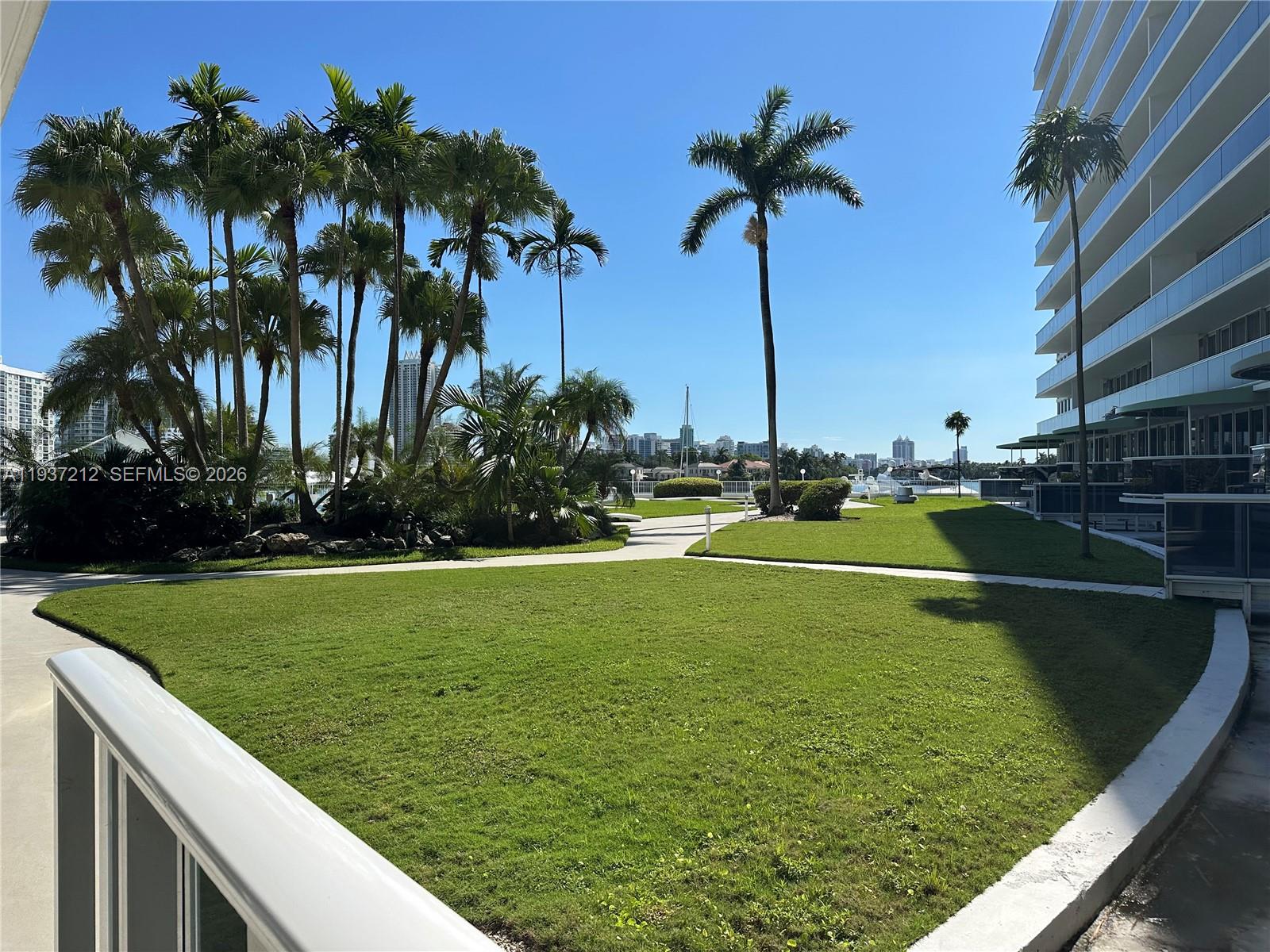 900 Bay Dr #413 Miami Beach, FL 33141