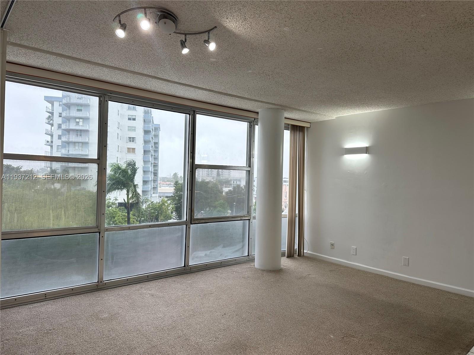 900 Bay Dr #413 Miami Beach, FL 33141