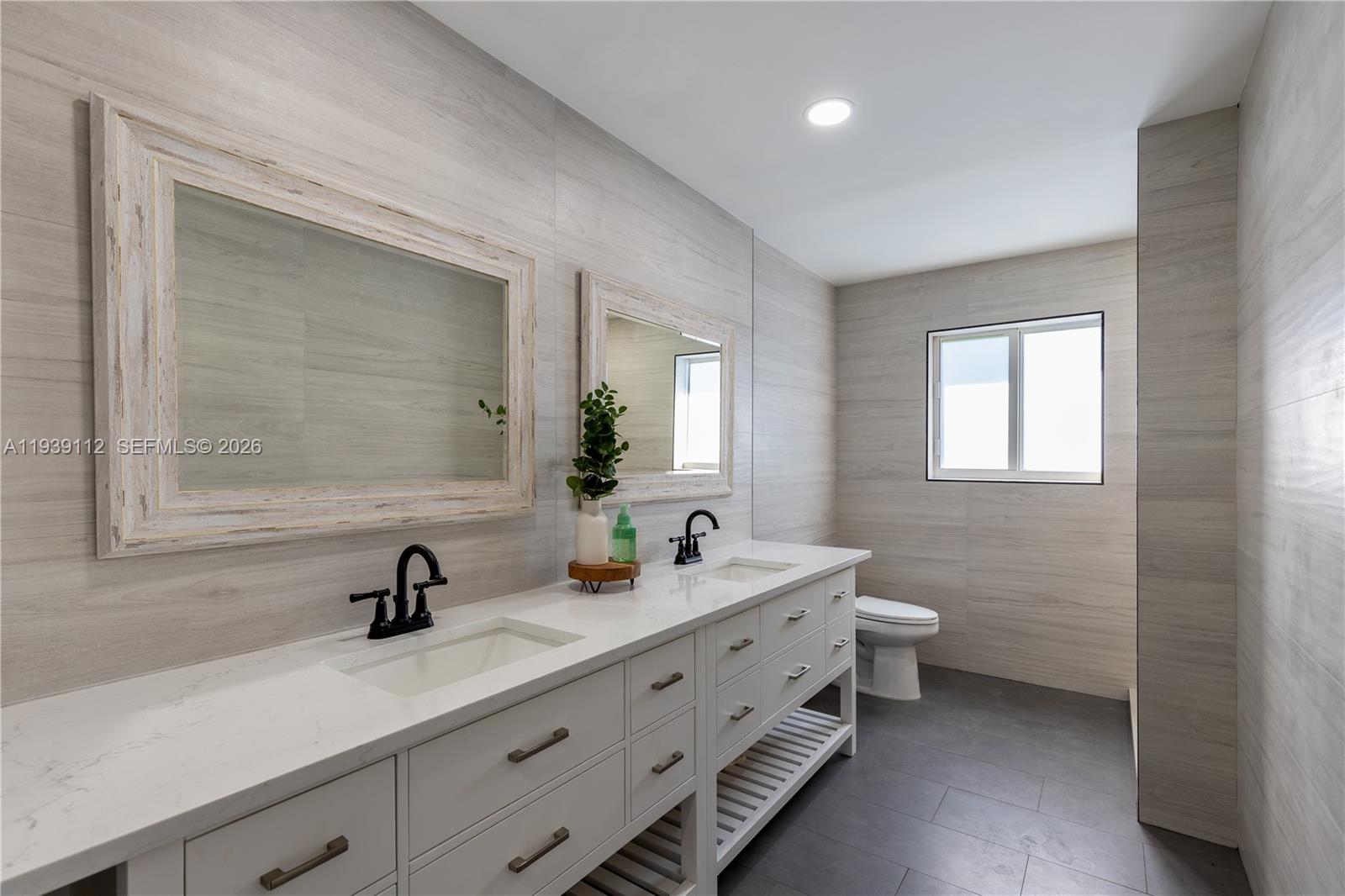 3010 NE 58th St Fort Lauderdale, FL 33308