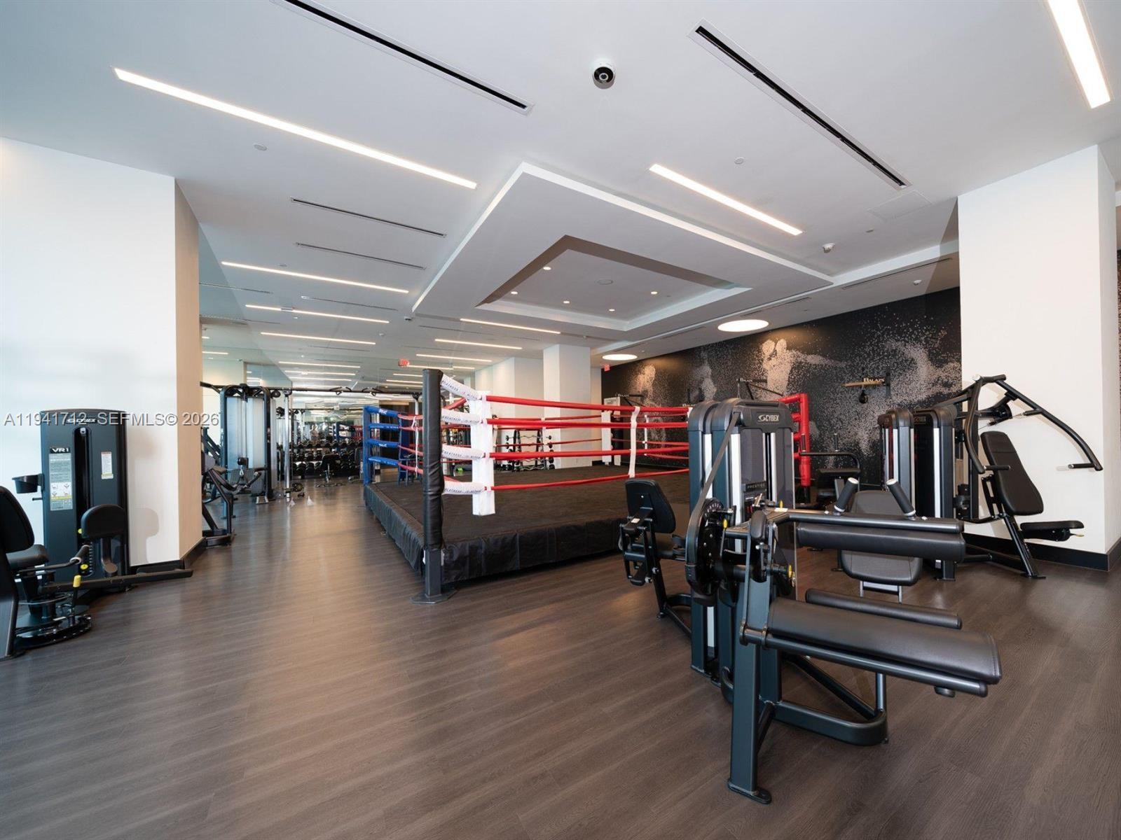 image Paramount Worldcenter26