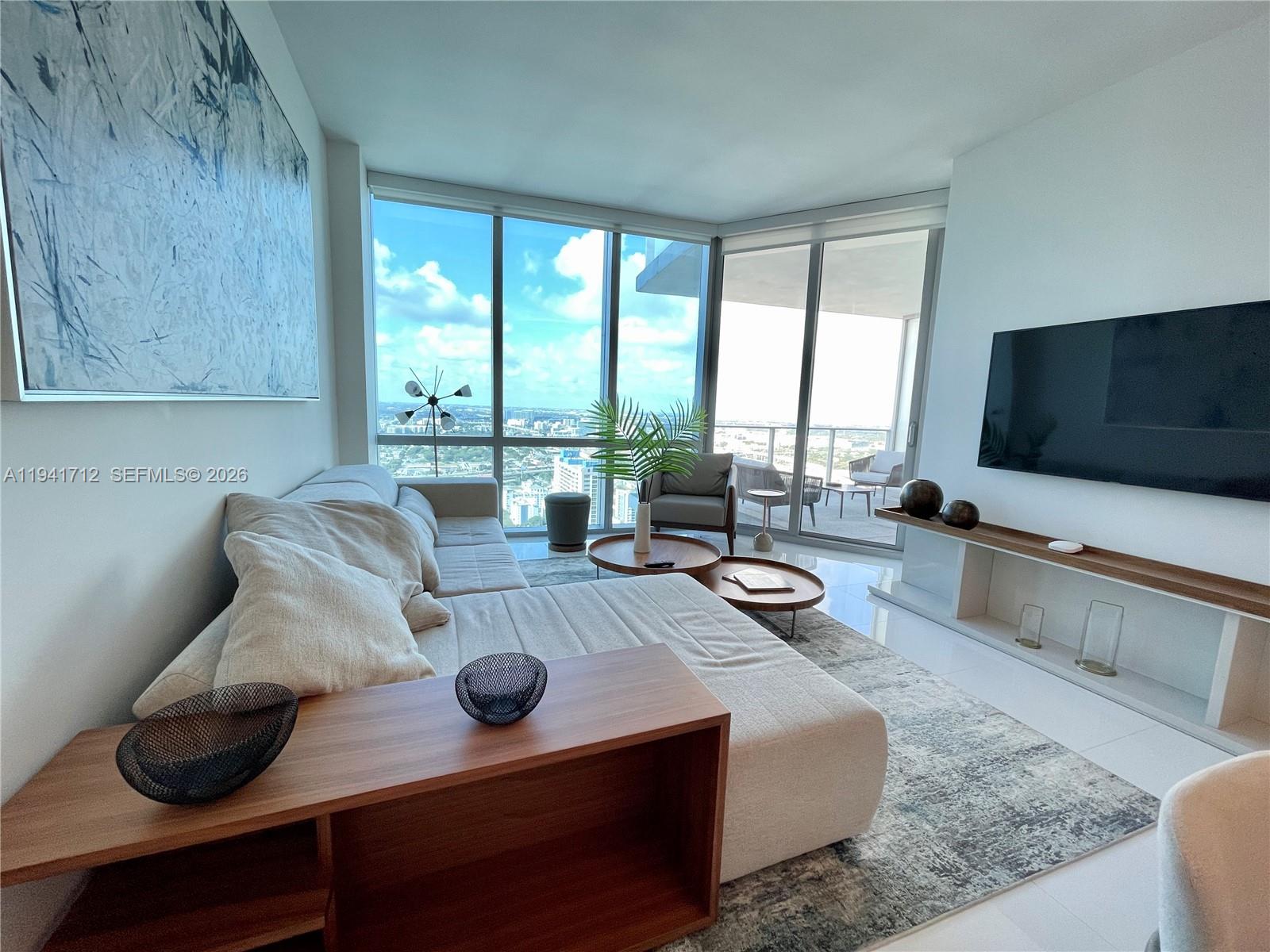 image Paramount Worldcenter3