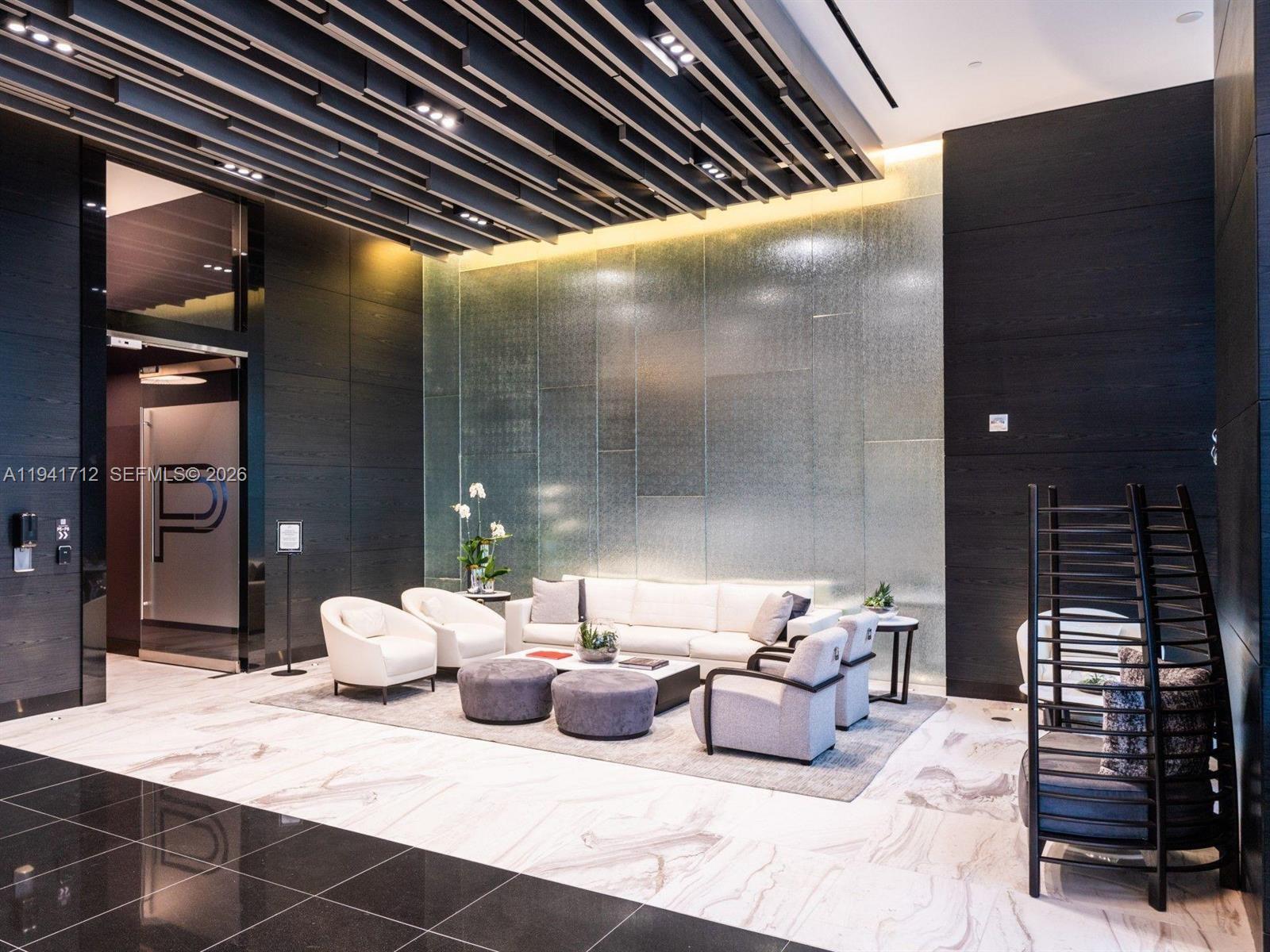 image Paramount Worldcenter59