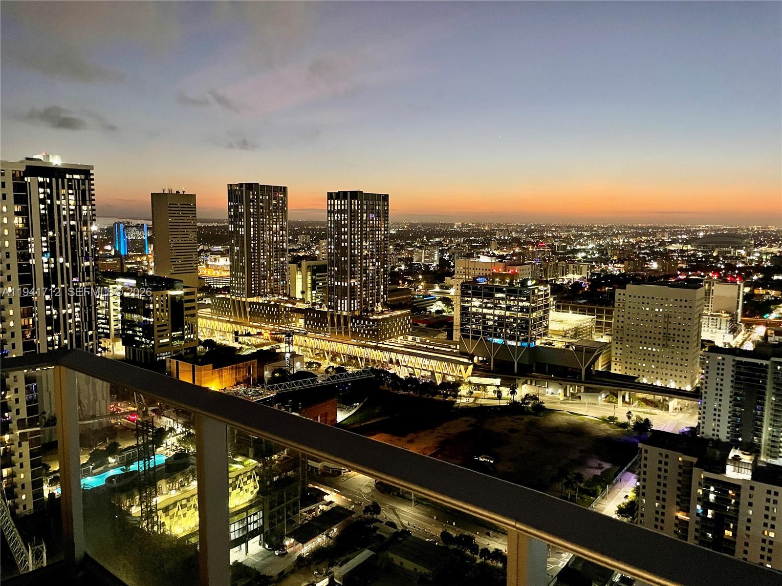 image Paramount Worldcenter66