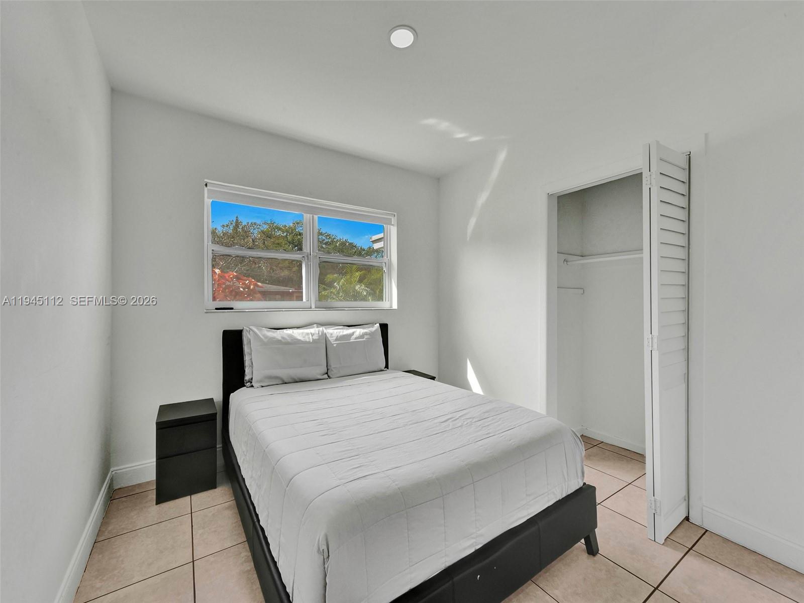 2461 SW 16th Ct Fort Lauderdale, FL 33312