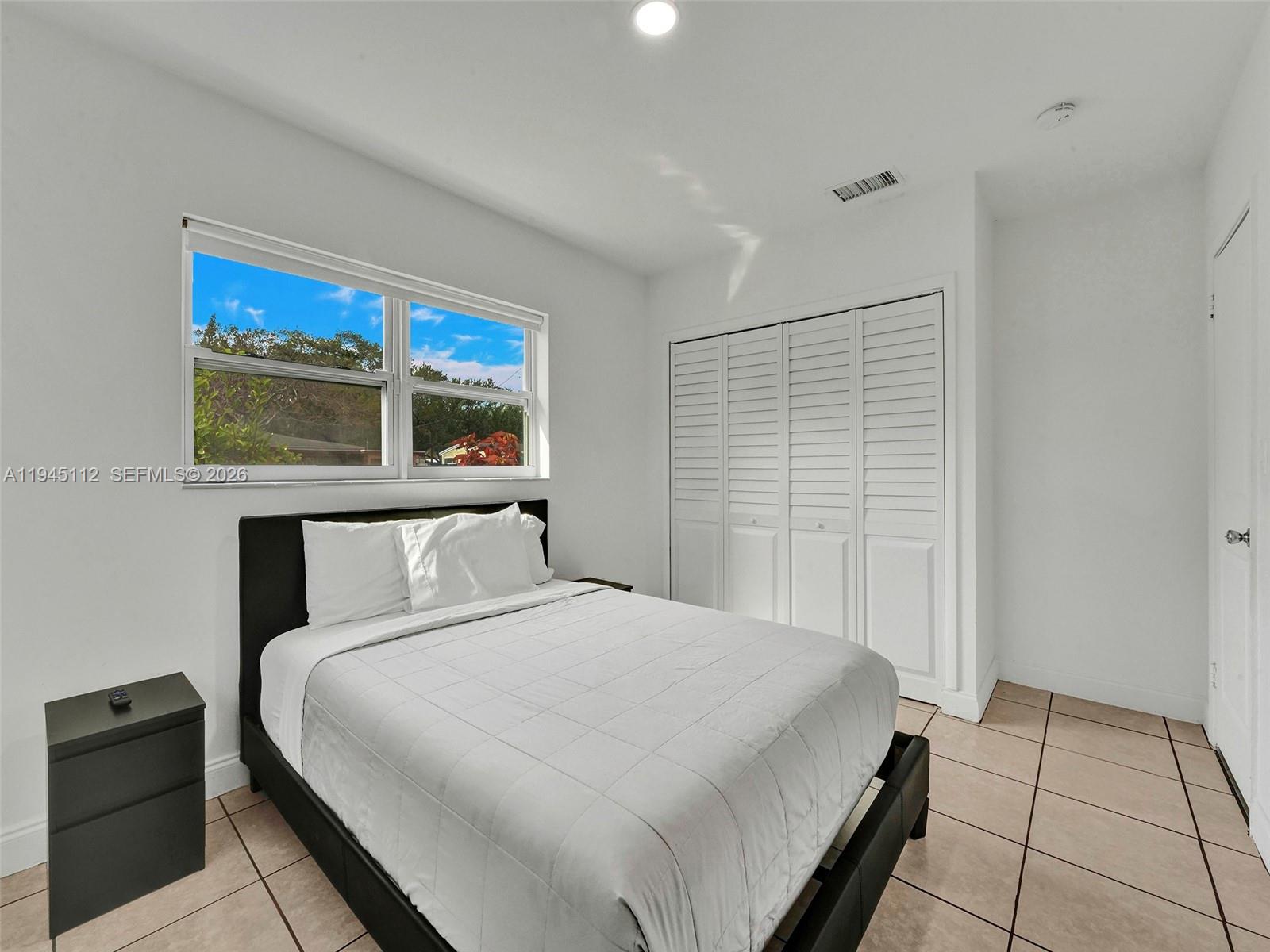 2461 SW 16th Ct Fort Lauderdale, FL 33312