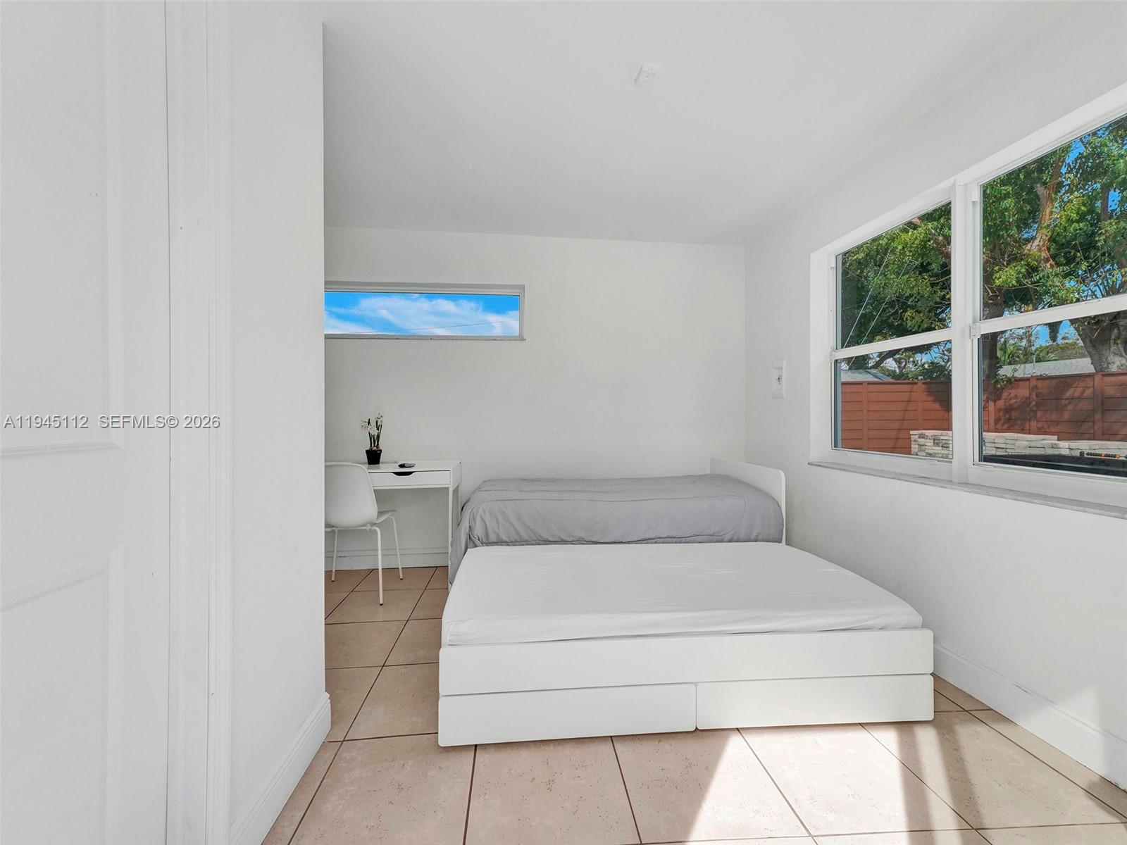 2461 SW 16th Ct Fort Lauderdale, FL 33312