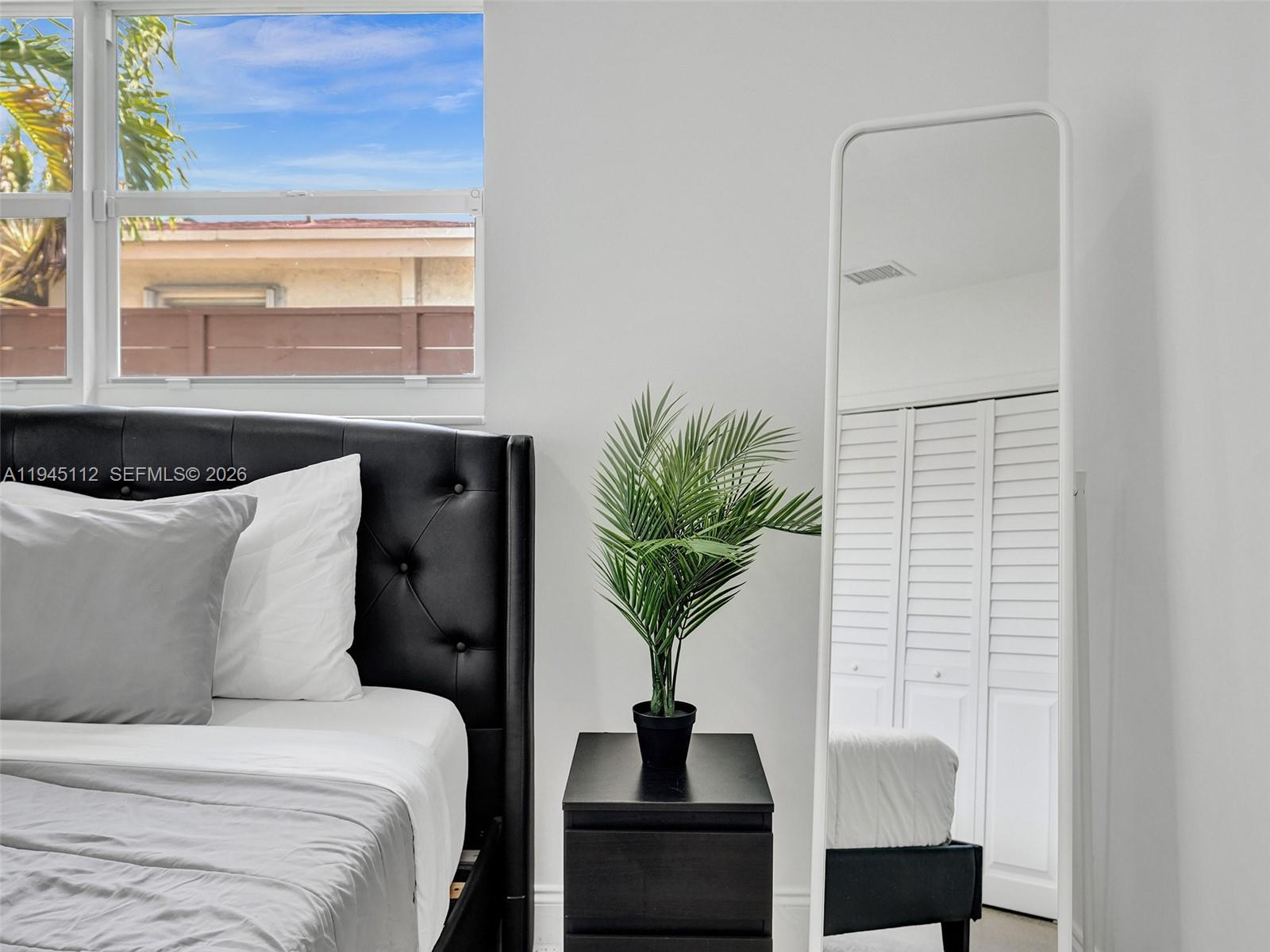 2461 SW 16th Ct Fort Lauderdale, FL 33312