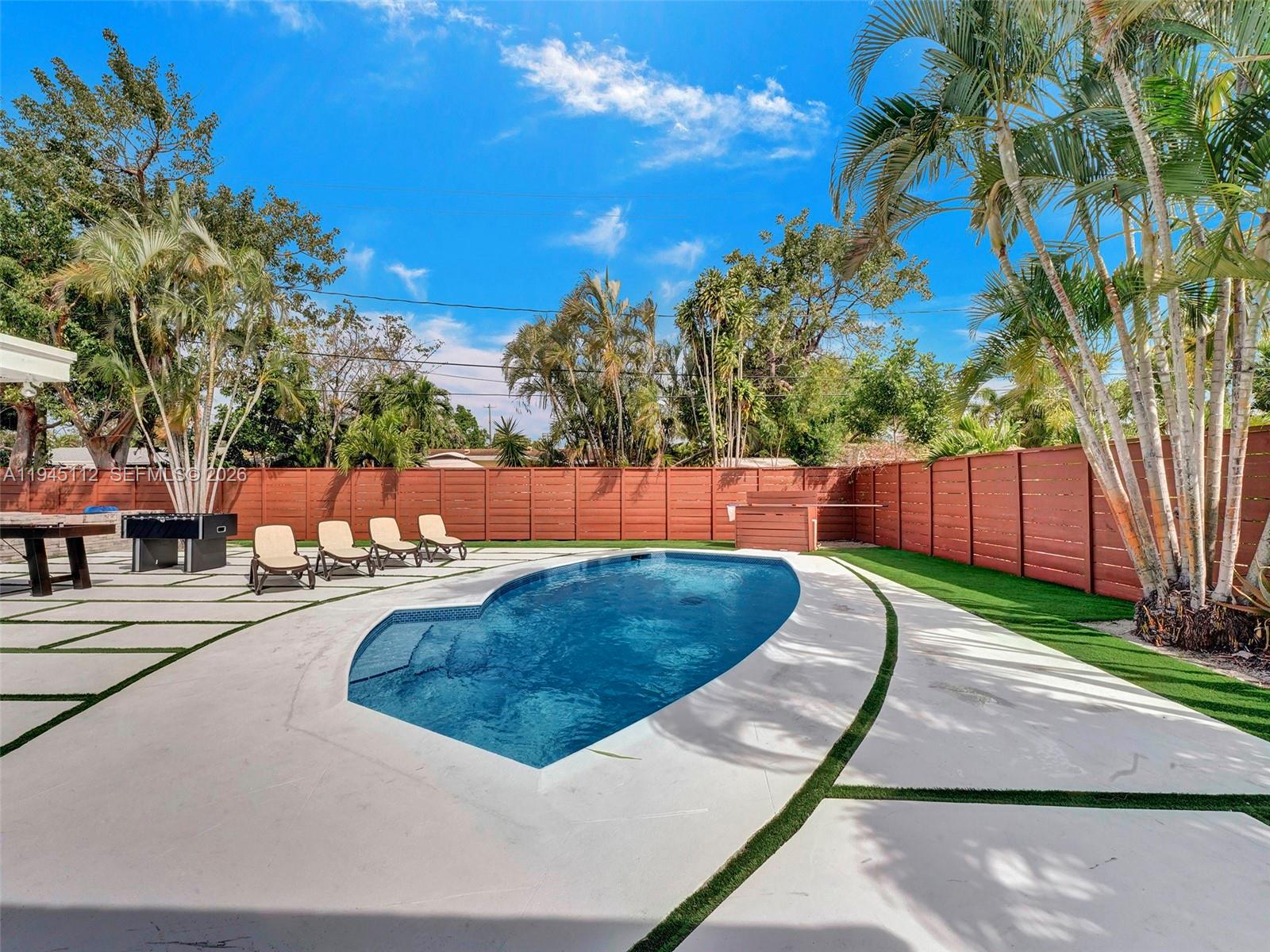 2461 SW 16th Ct Fort Lauderdale, FL 33312