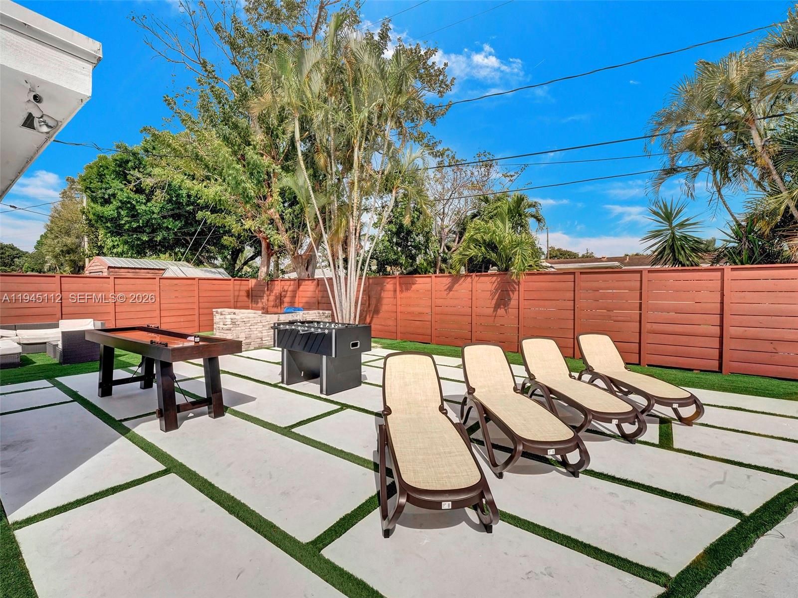 2461 SW 16th Ct Fort Lauderdale, FL 33312