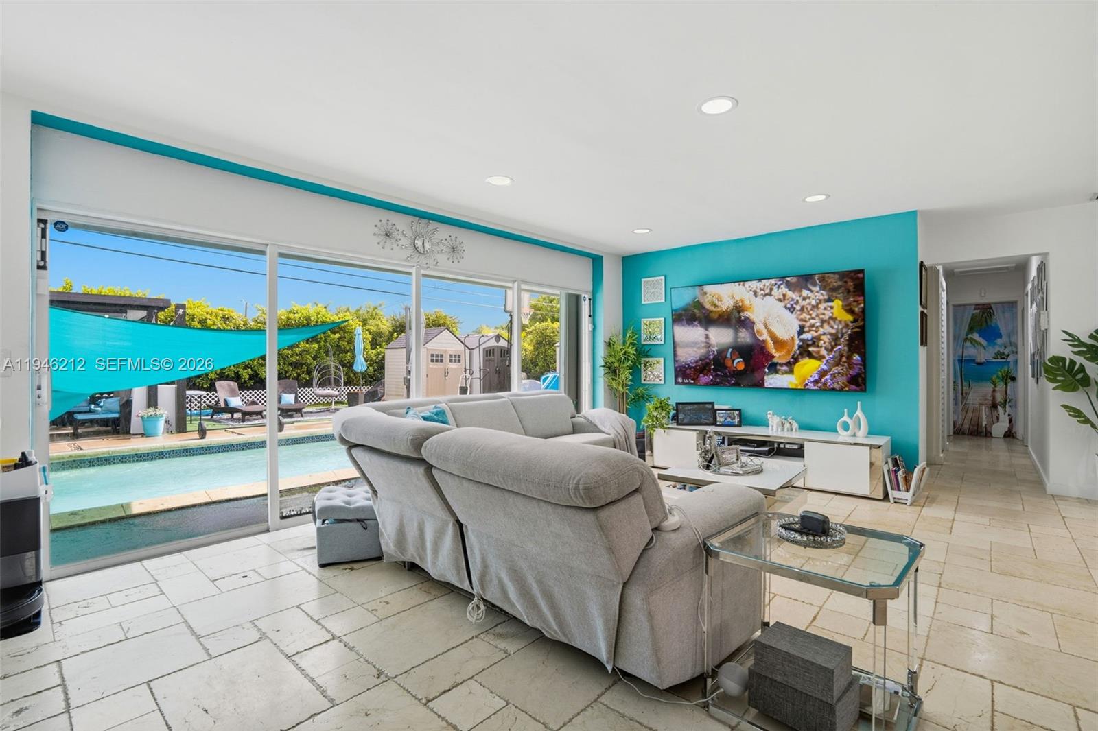 4335 SW 98th Ct Miami, FL 33165