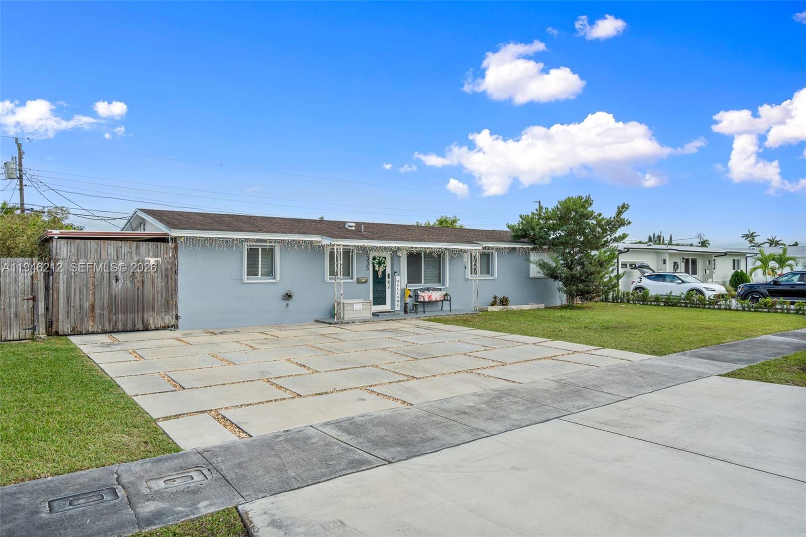 4335 SW 98th Ct Miami, FL 33165