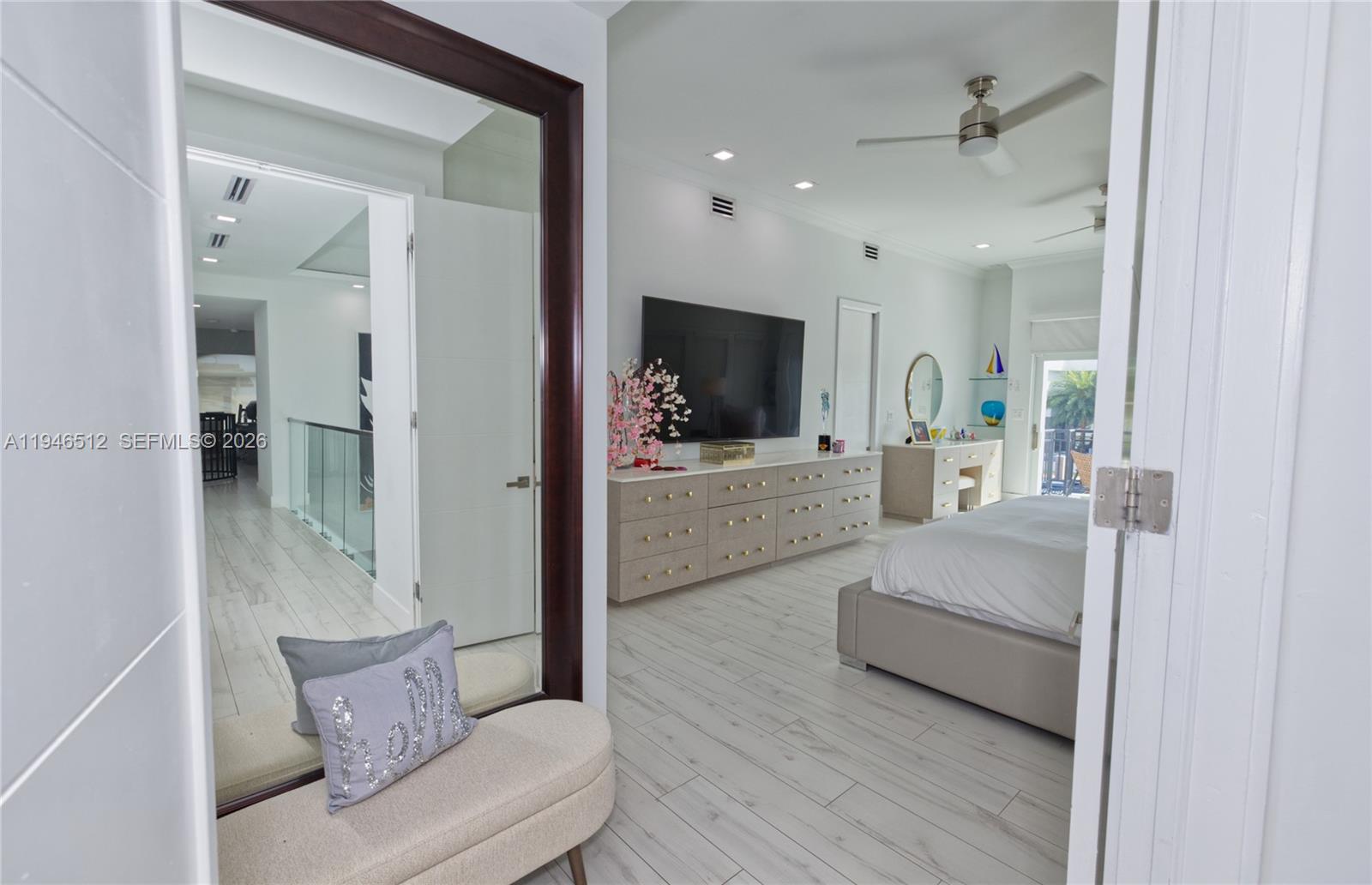 3368 NE 169th St North Miami Beach, FL 33160