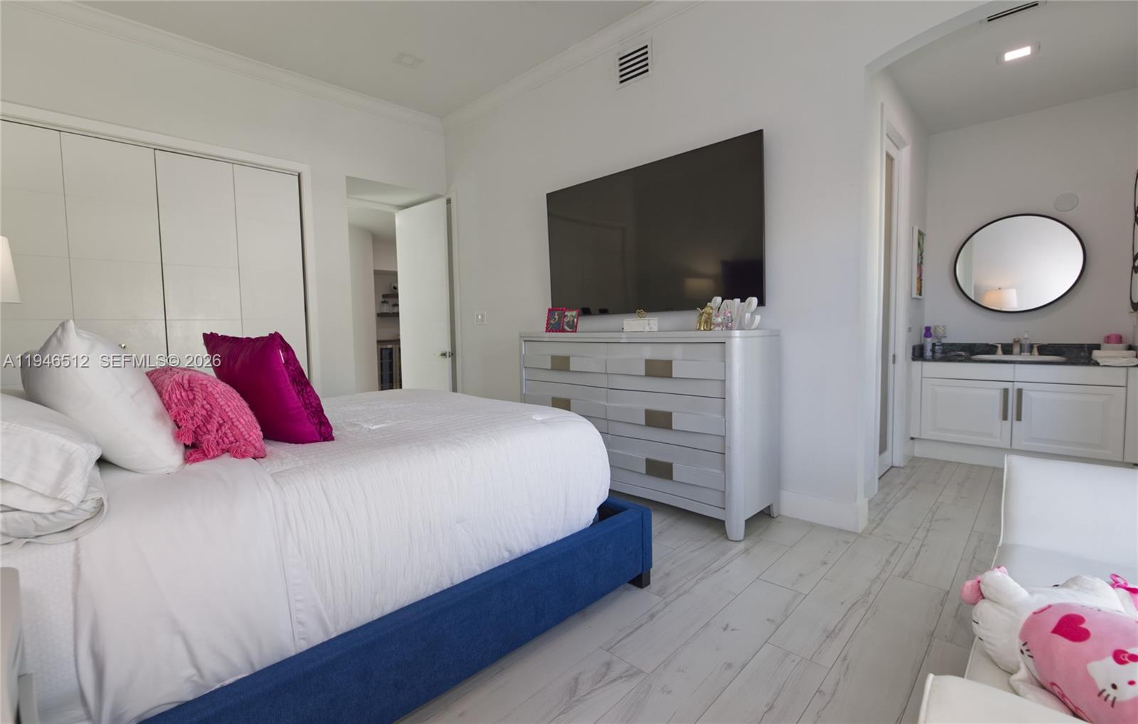 3368 NE 169th St North Miami Beach, FL 33160