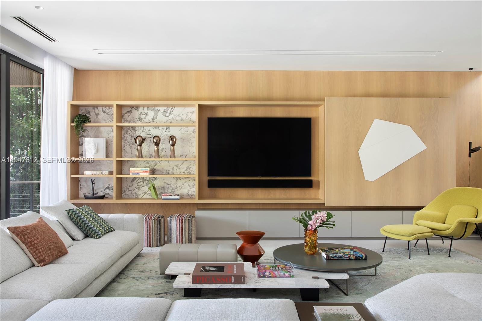 7333 Belle Meade Blvd Miami, FL 33138