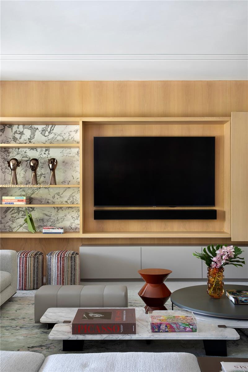 7333 Belle Meade Blvd Miami, FL 33138