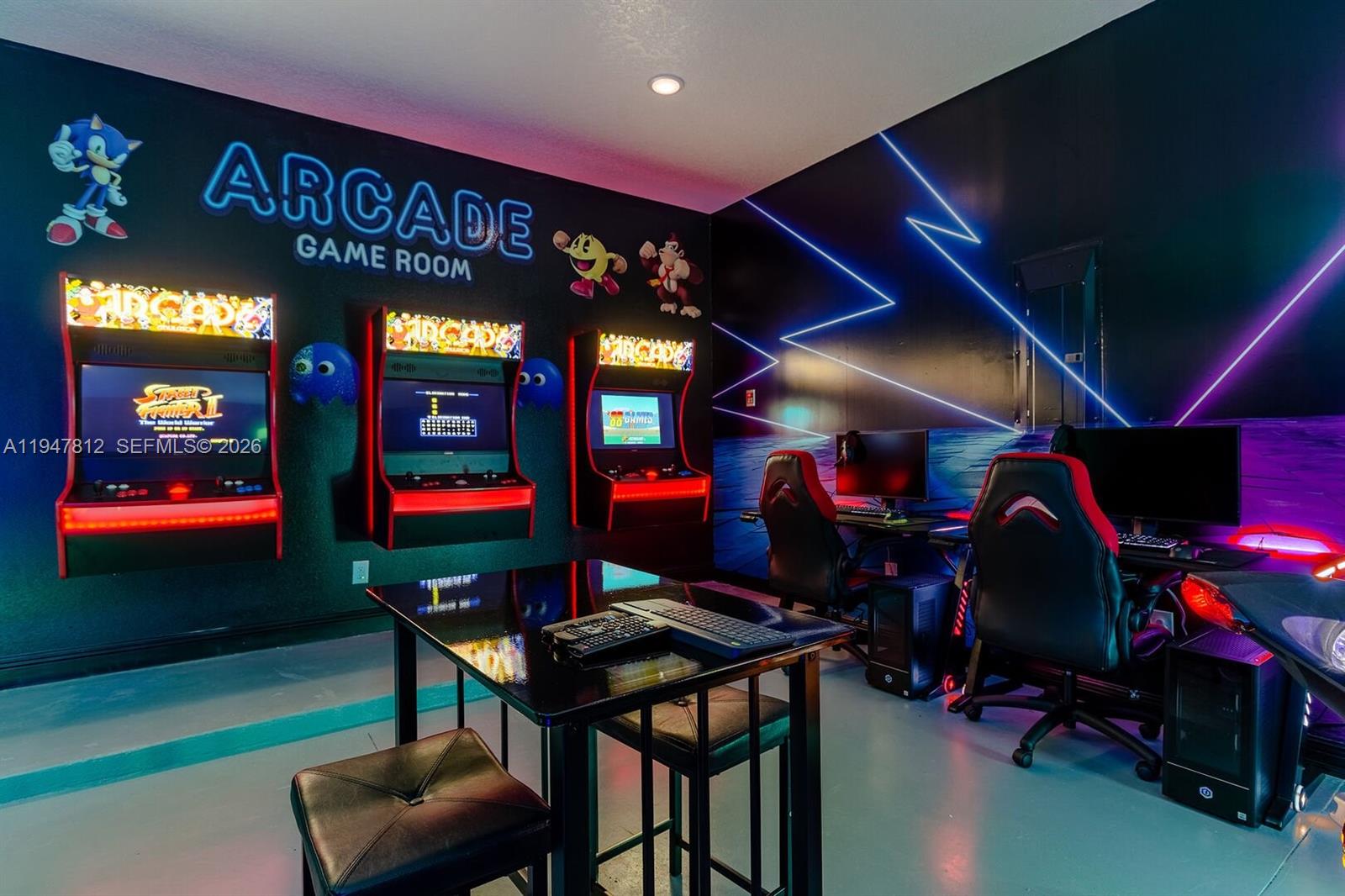 1041 Castle Pines Ct Kissimmee, FL 34747