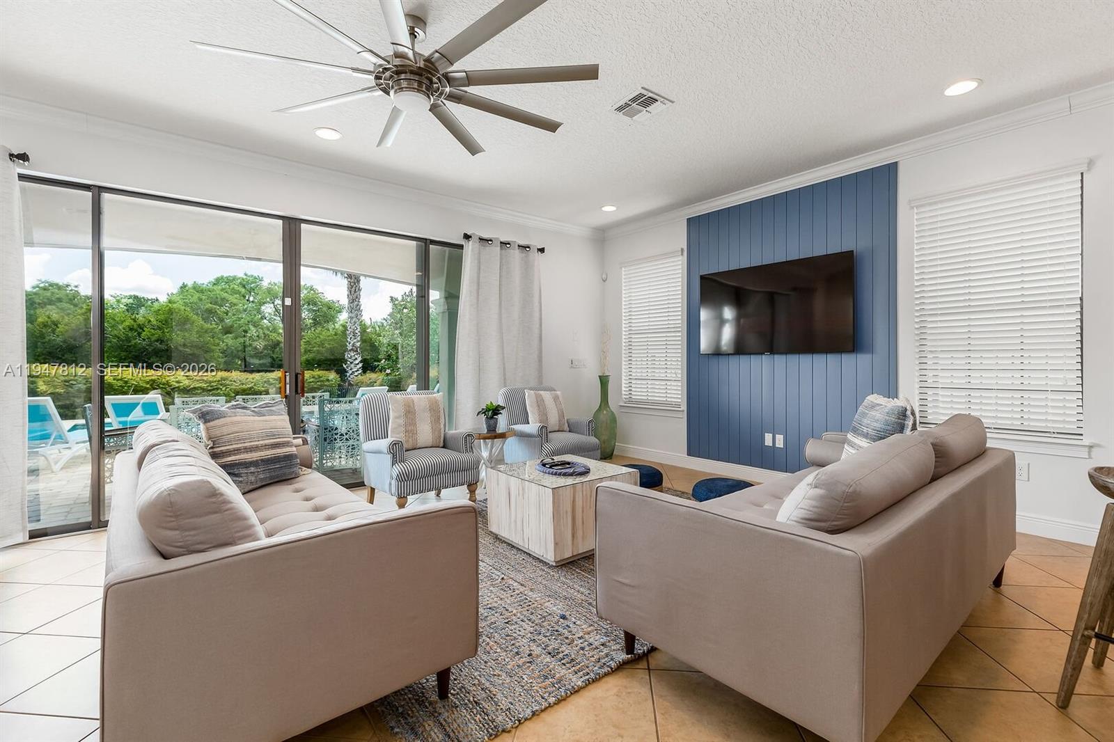 1041 Castle Pines Ct Kissimmee, FL 34747