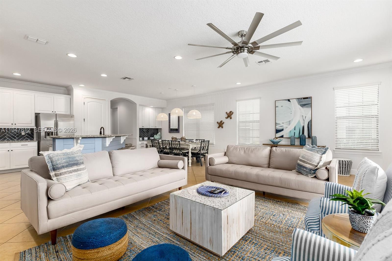 1041 Castle Pines Ct Kissimmee, FL 34747