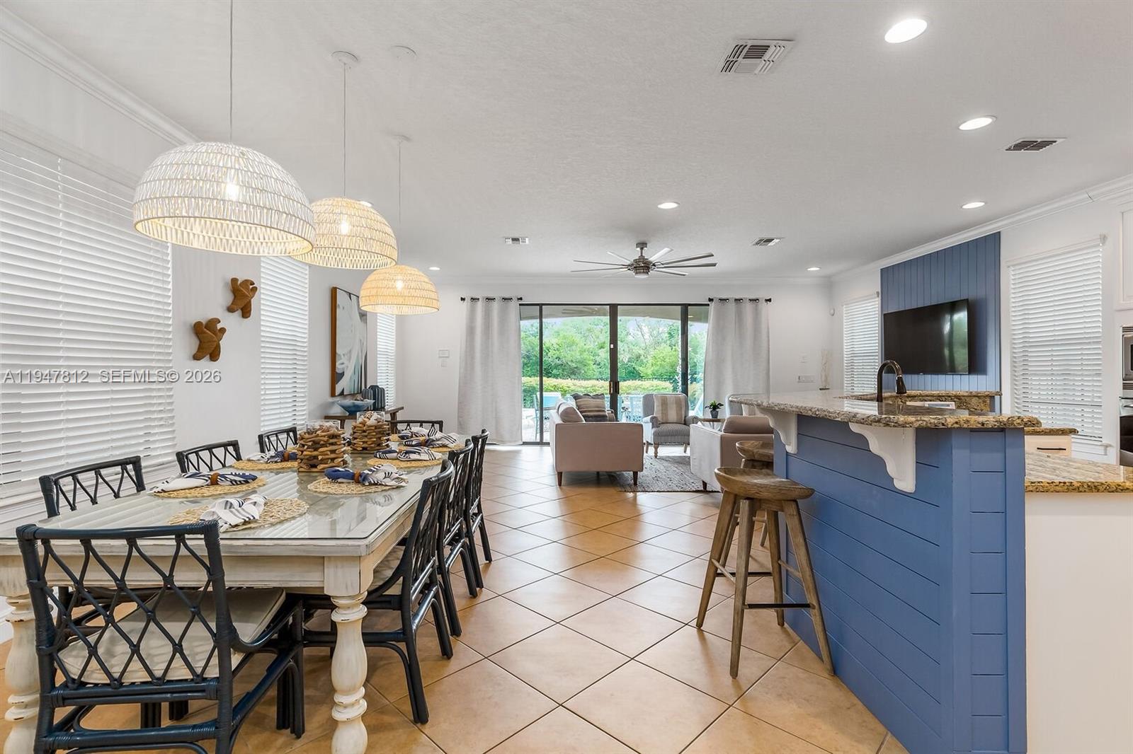 1041 Castle Pines Ct Kissimmee, FL 34747