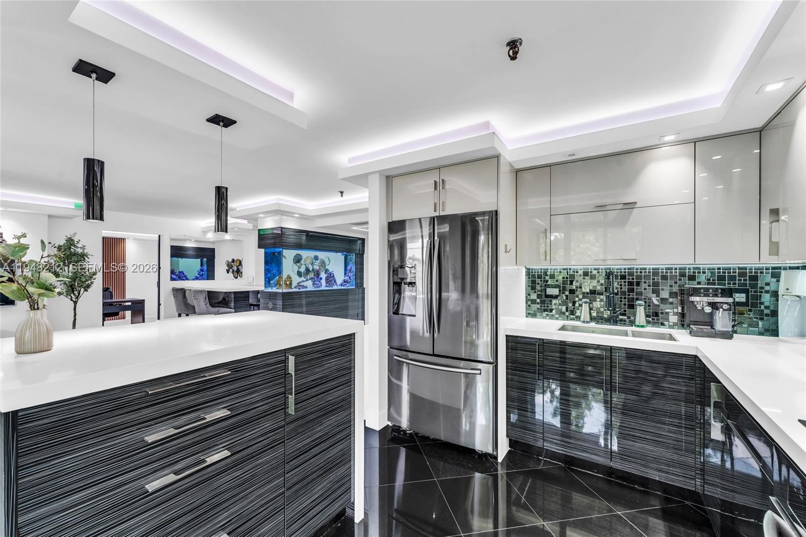 665 NE 195th St #326