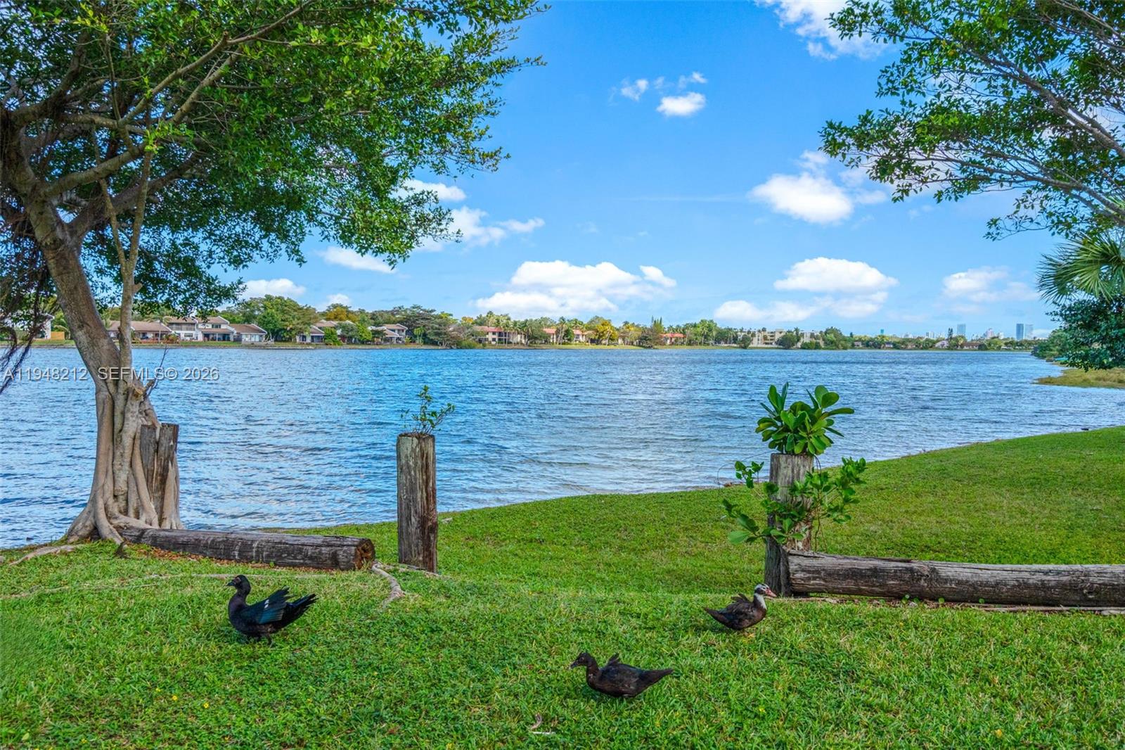 665 NE 195th St #326 Miami, FL 33179