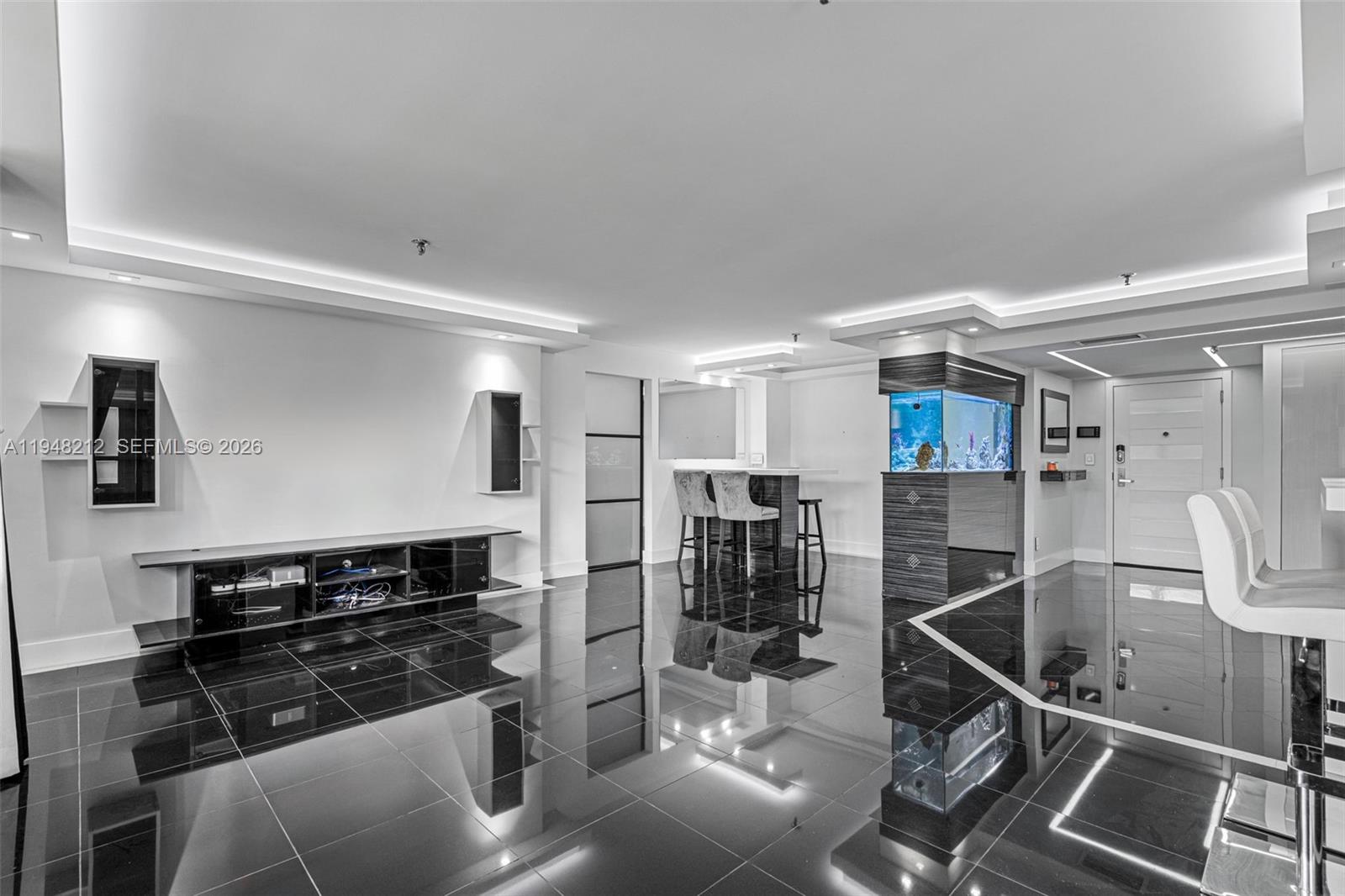 665 NE 195th St #326 Miami, FL 33179