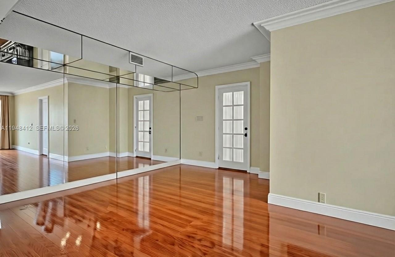 1121 Crandon Blvd #E803 Key Biscayne, FL 33149