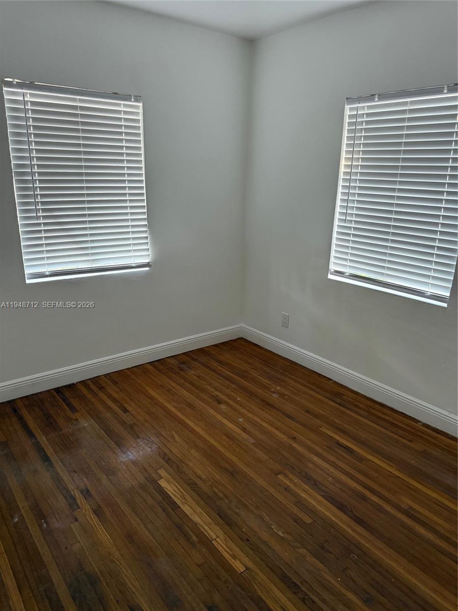 250 NW 118th St Miami, FL 33168