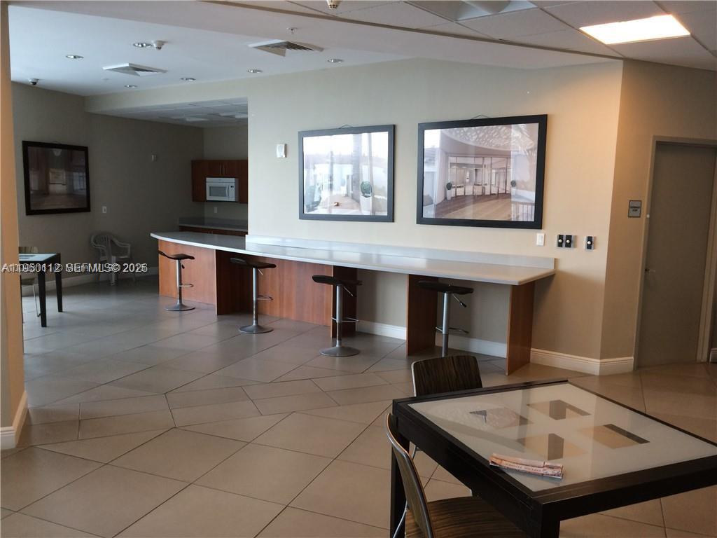 1750 N Bayshore Dr #4912 Miami, FL 33132