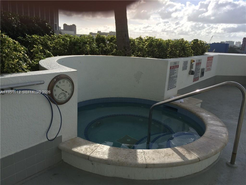 1750 N Bayshore Dr #4912 Miami, FL 33132