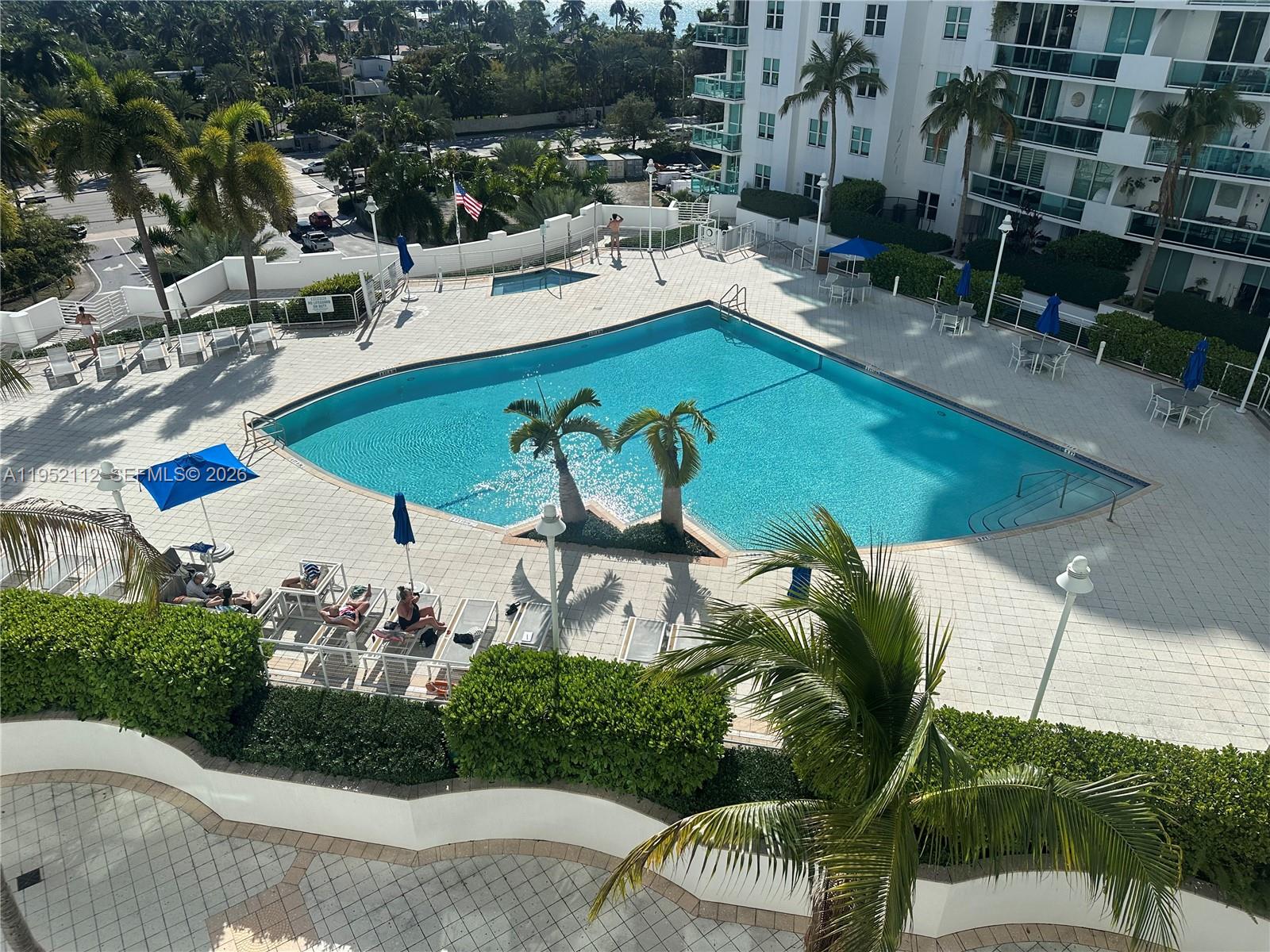 7900 Harbor Is Dr #906 North Bay Village, FL 33141