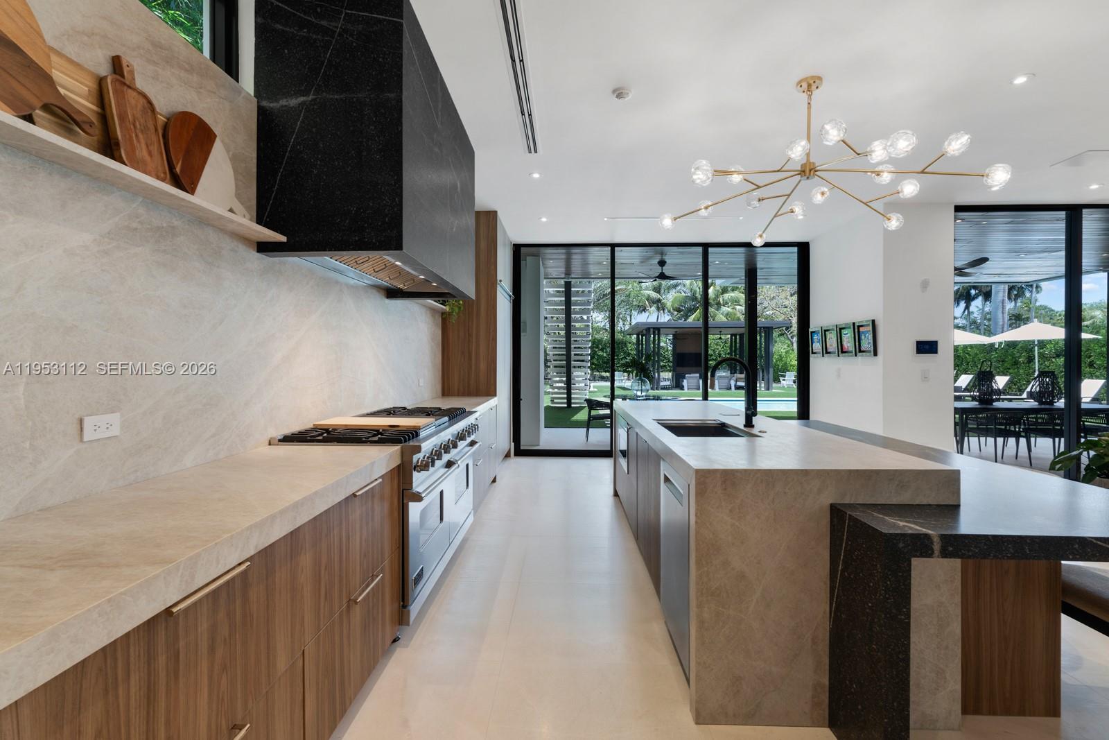 6031 SW 88th St South Miami, FL 33156