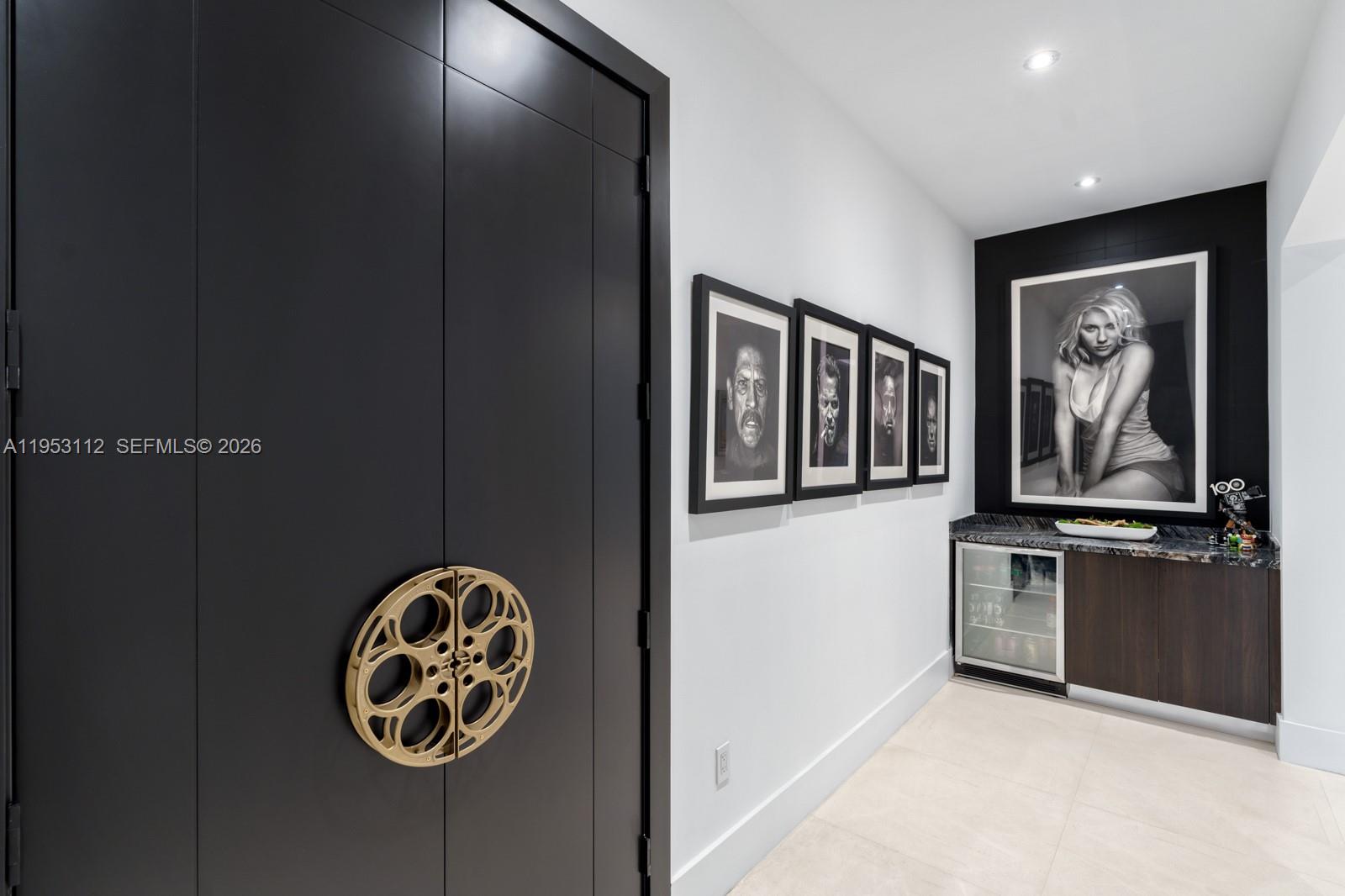 6031 SW 88th St South Miami, FL 33156