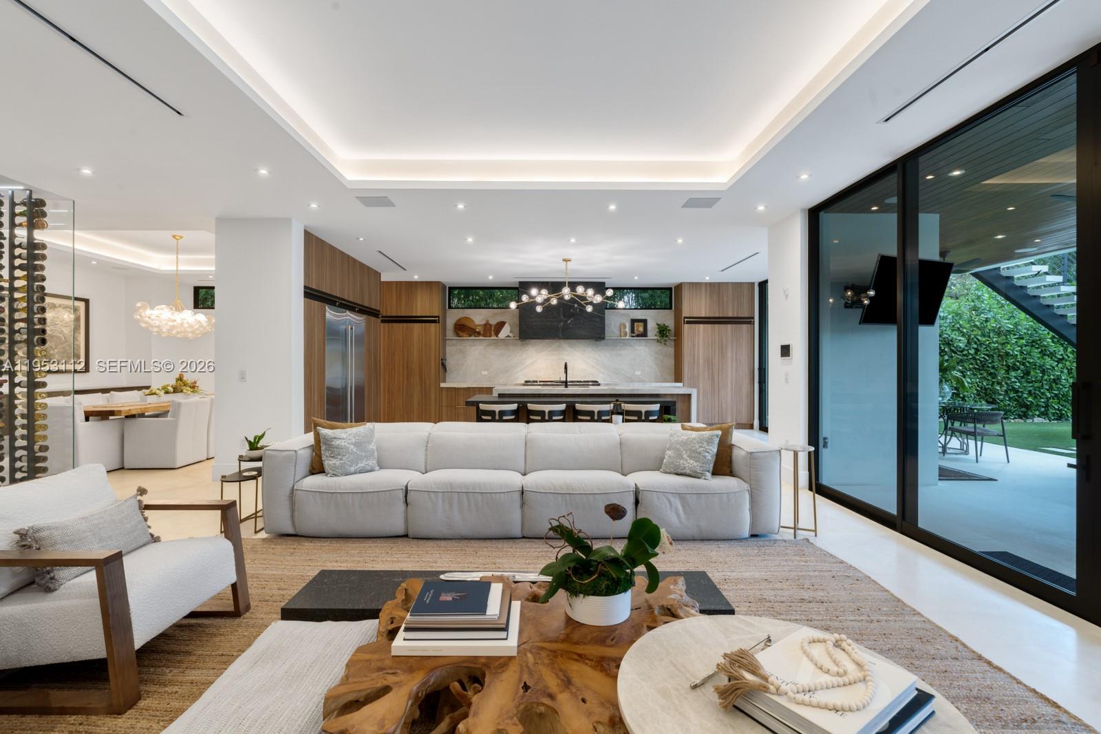 6031 SW 88th St South Miami, FL 33156