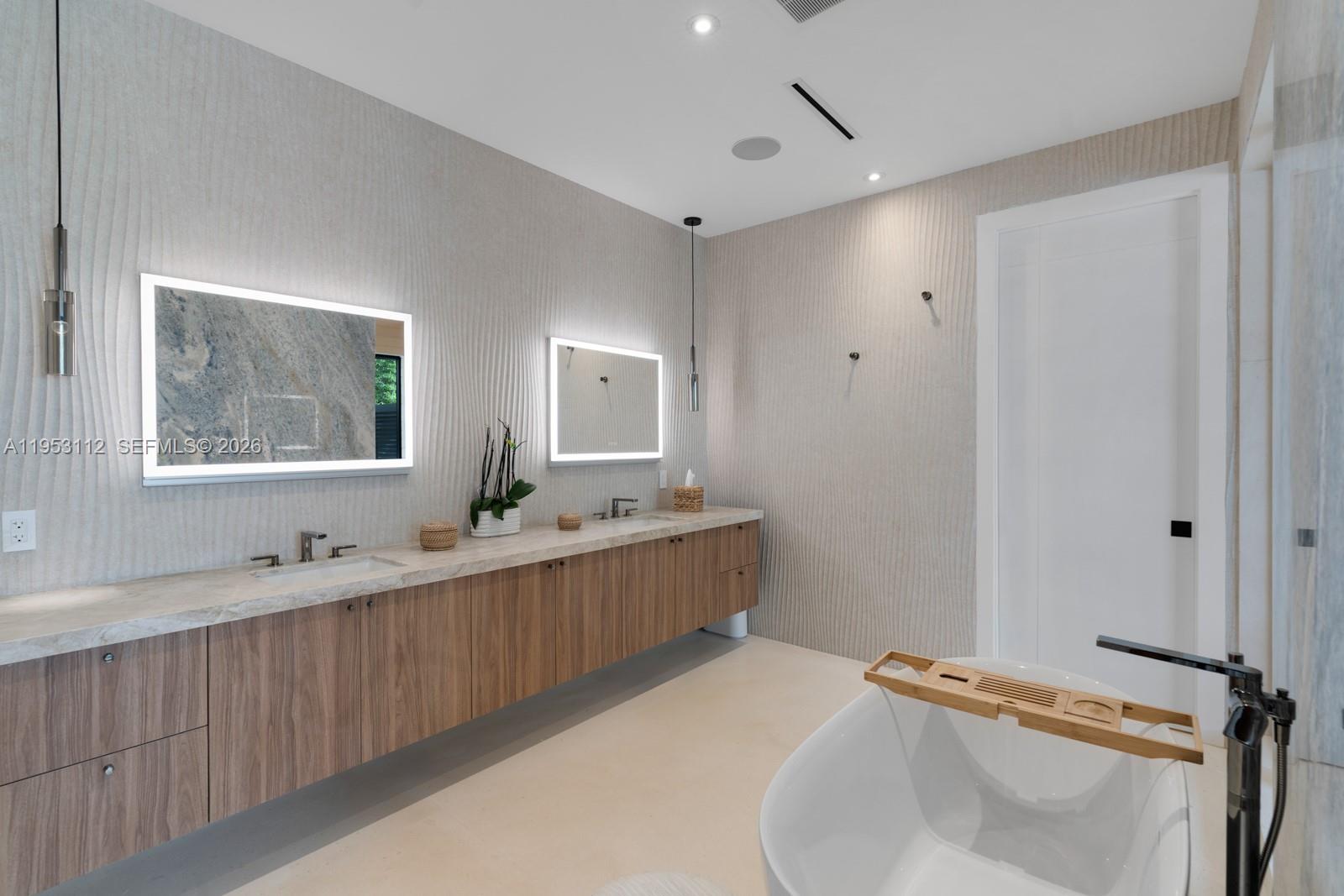 6031 SW 88th St South Miami, FL 33156