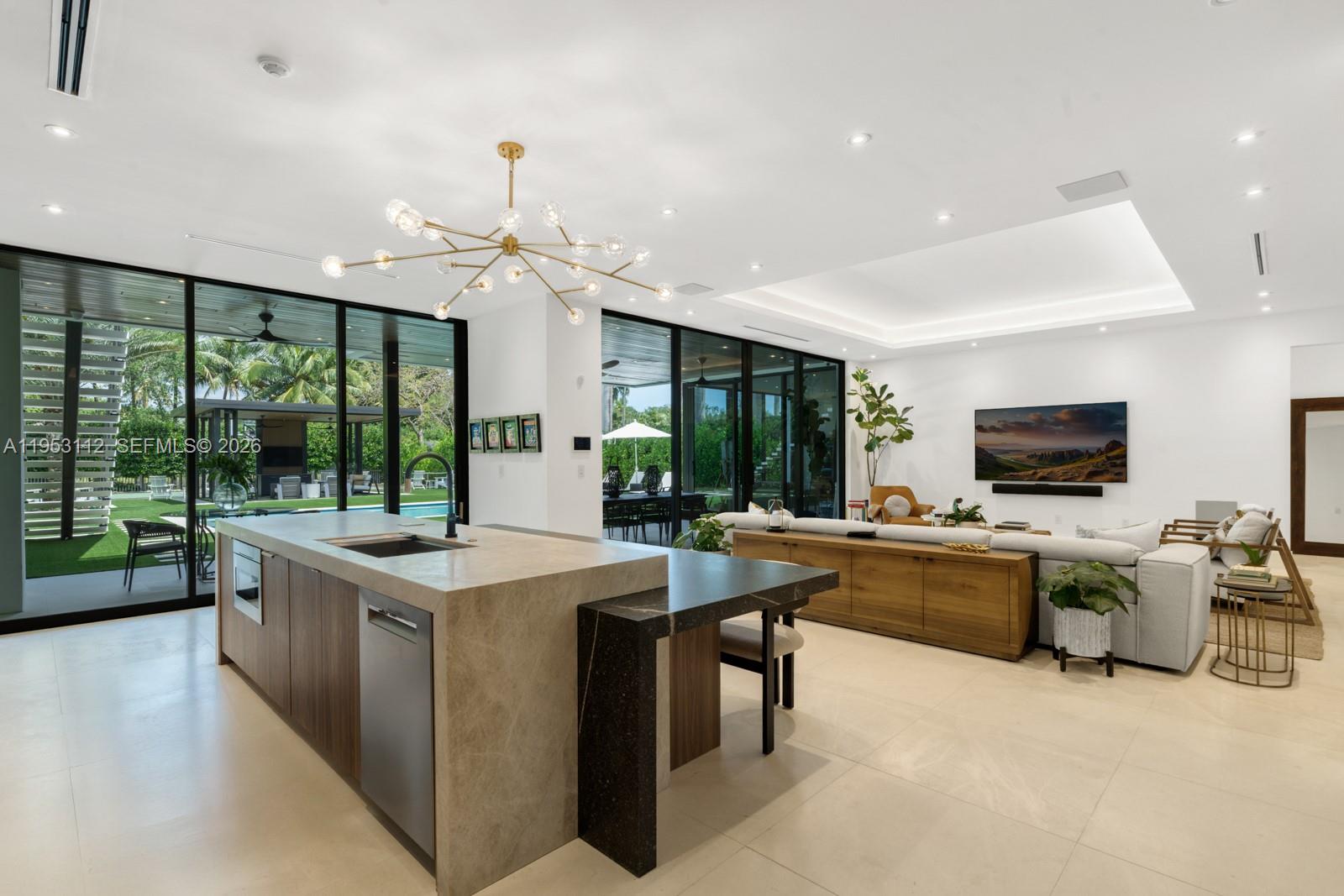 6031 SW 88th St South Miami, FL 33156