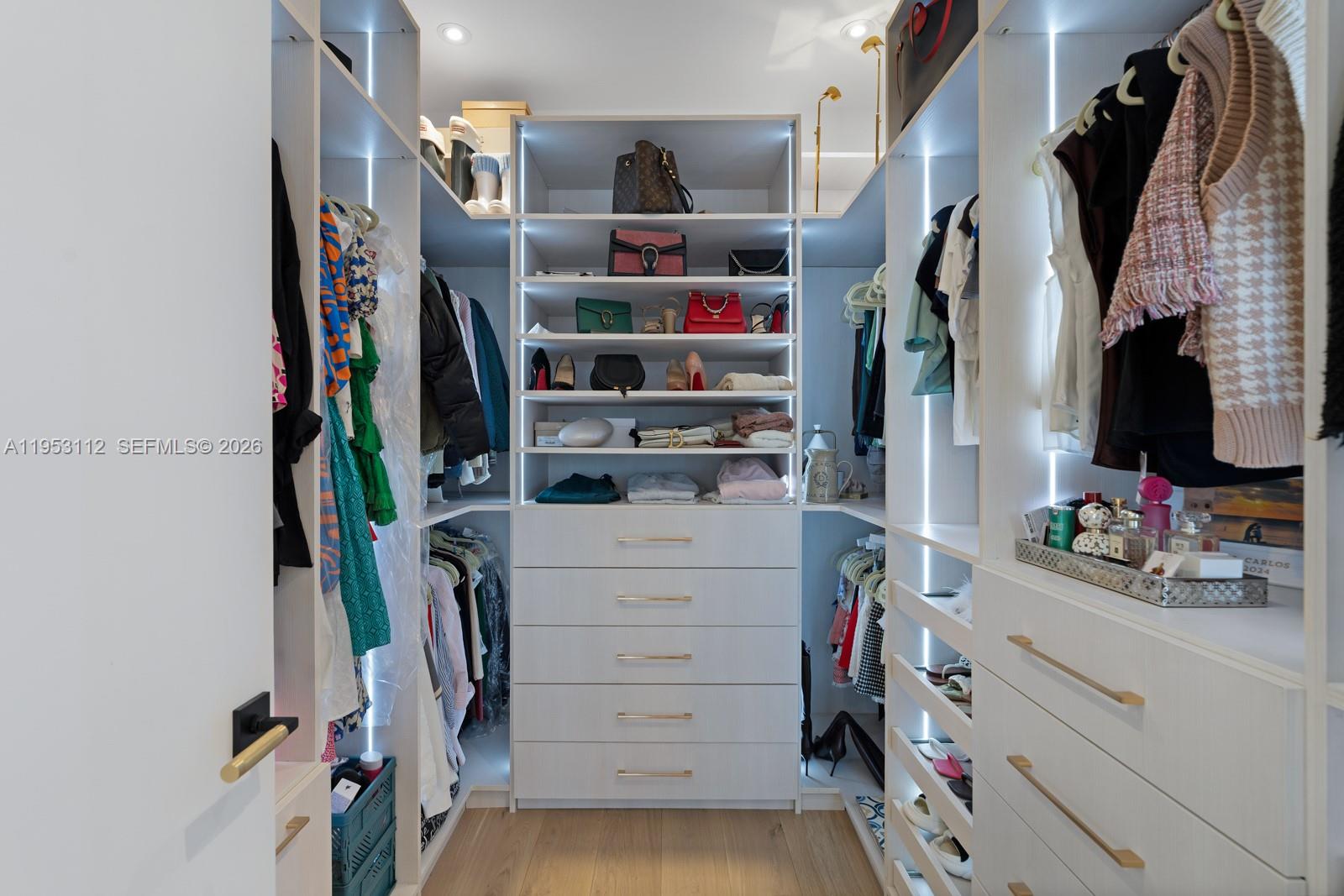 6031 SW 88th St South Miami, FL 33156