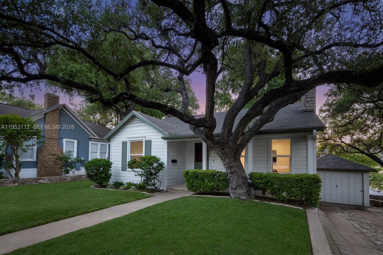 6031 SW 88th St South Miami, FL 33156