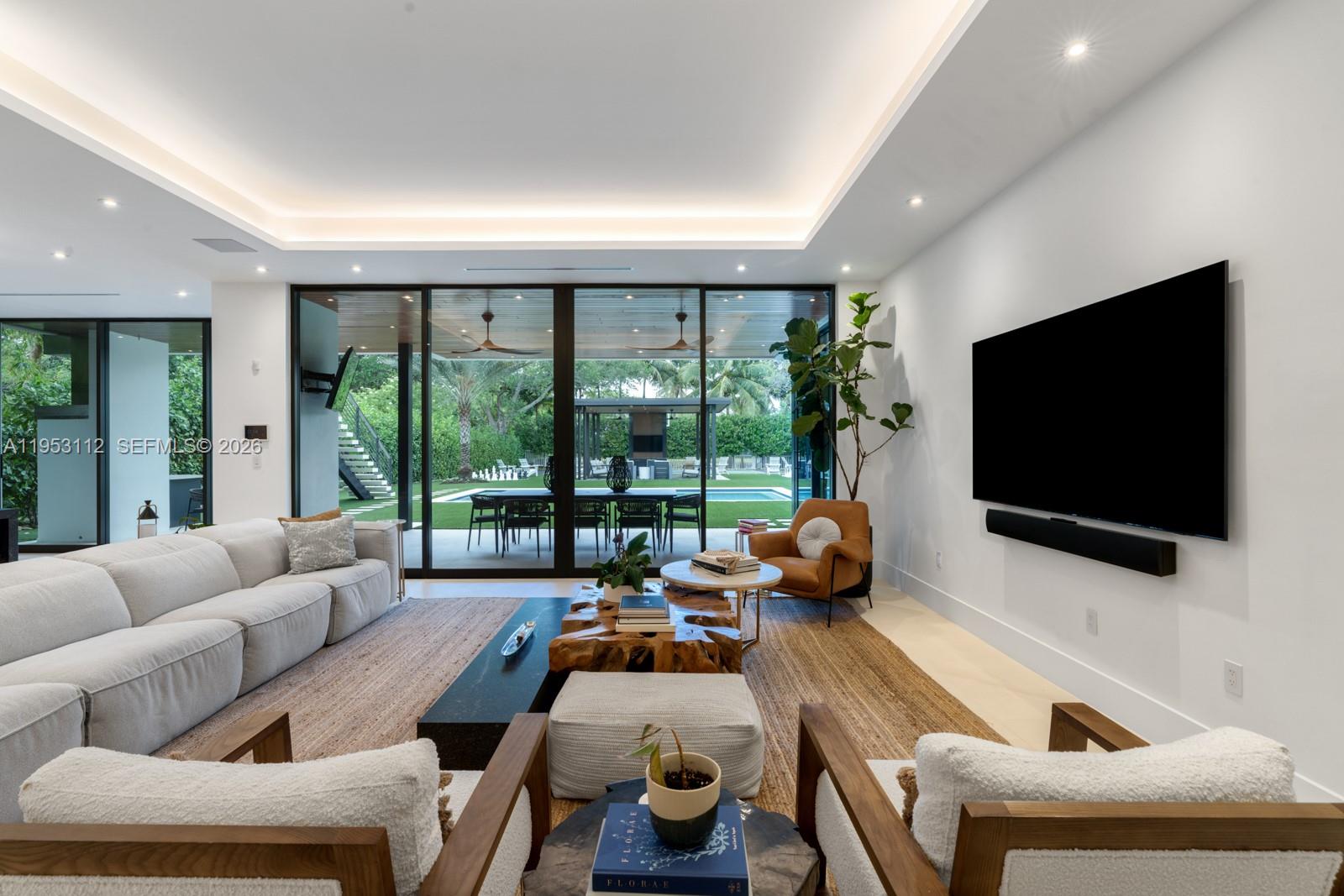 6031 SW 88th St South Miami, FL 33156