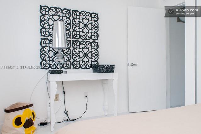 801 15th St #208 Miami Beach, FL 33139