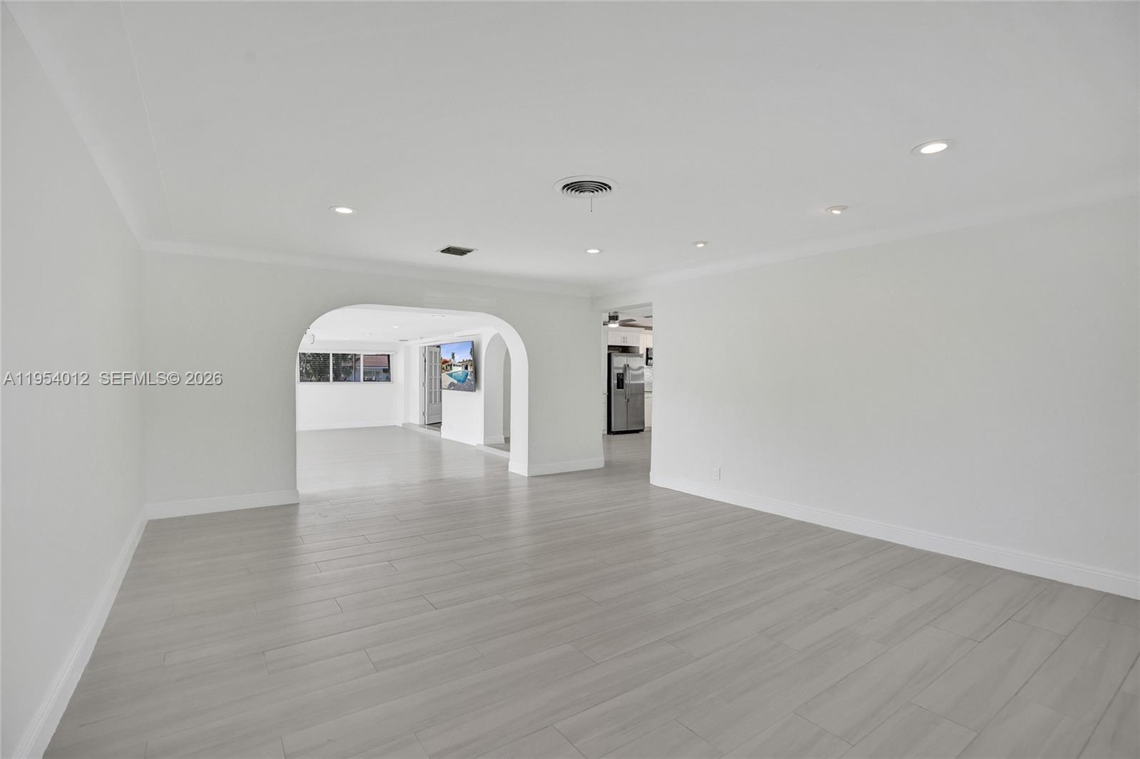 2724 NE 10th St Pompano Beach, FL 33062