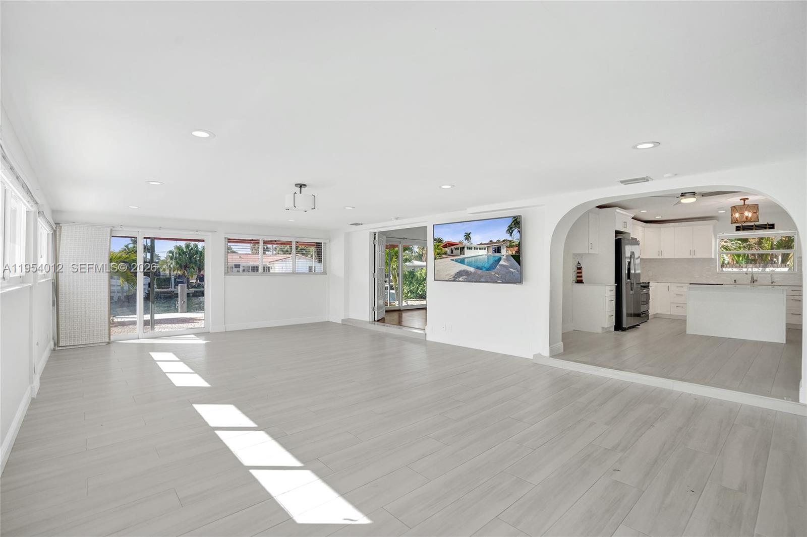 2724 NE 10th St Pompano Beach, FL 33062