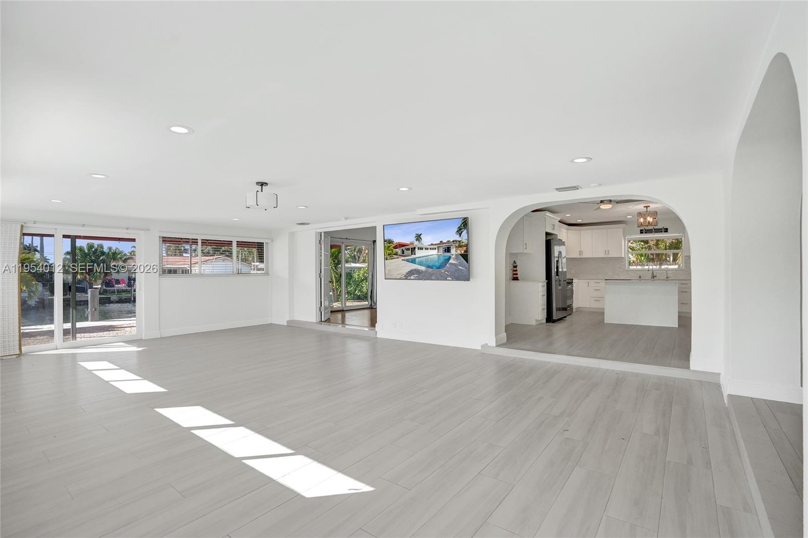 2724 NE 10th St Pompano Beach, FL 33062