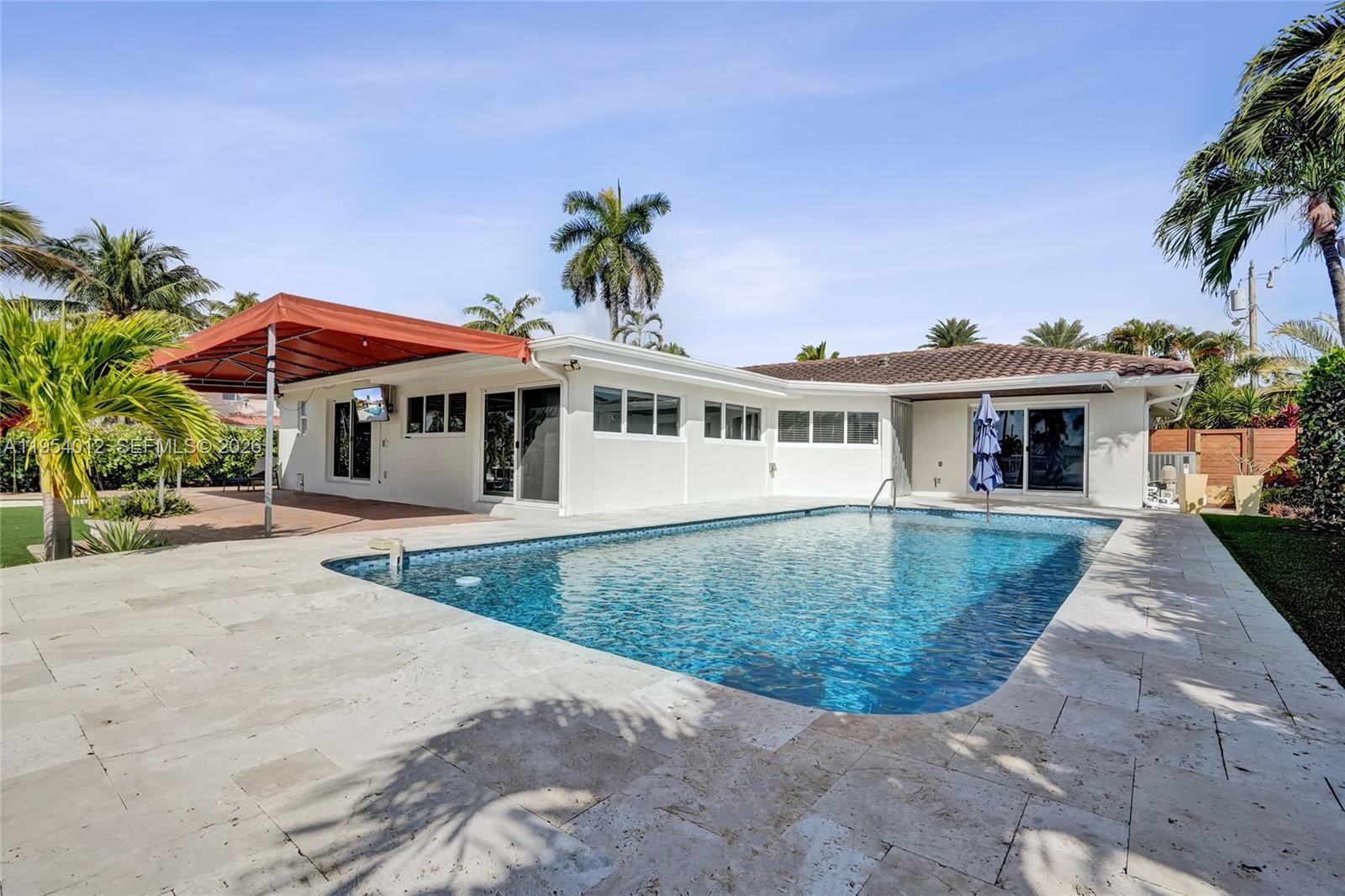 2724 NE 10th St Pompano Beach, FL 33062