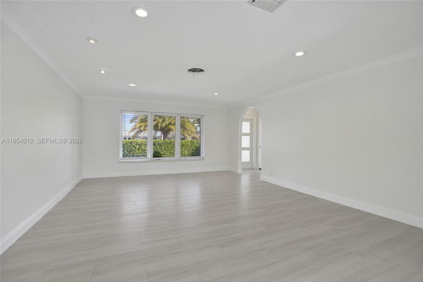 2724 NE 10th St Pompano Beach, FL 33062