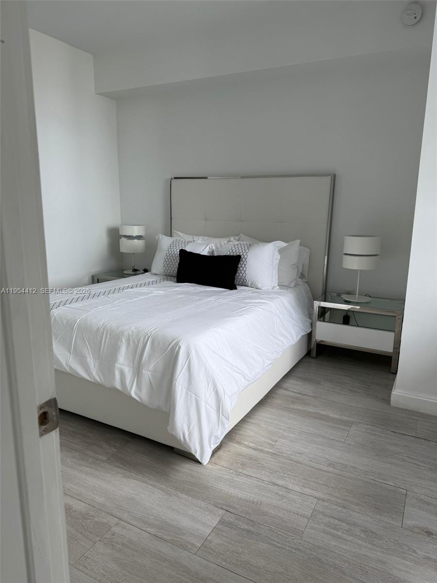 image Brickell Heights East11