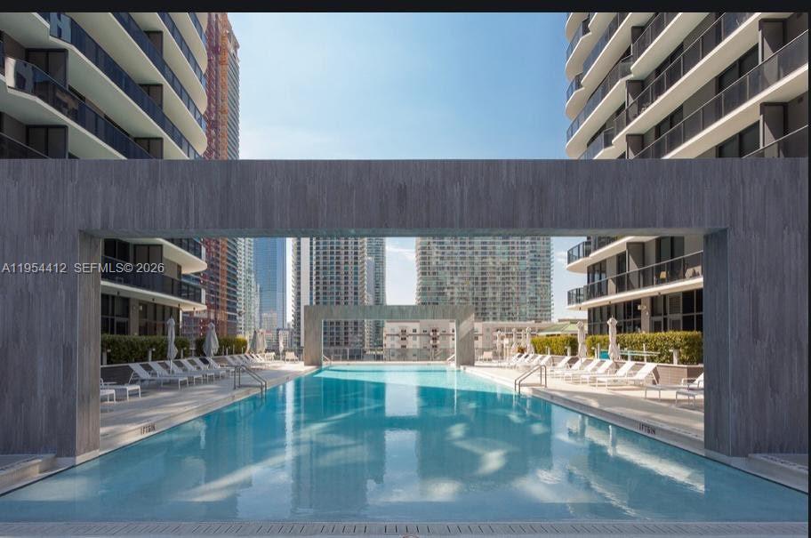 image Brickell Heights East18
