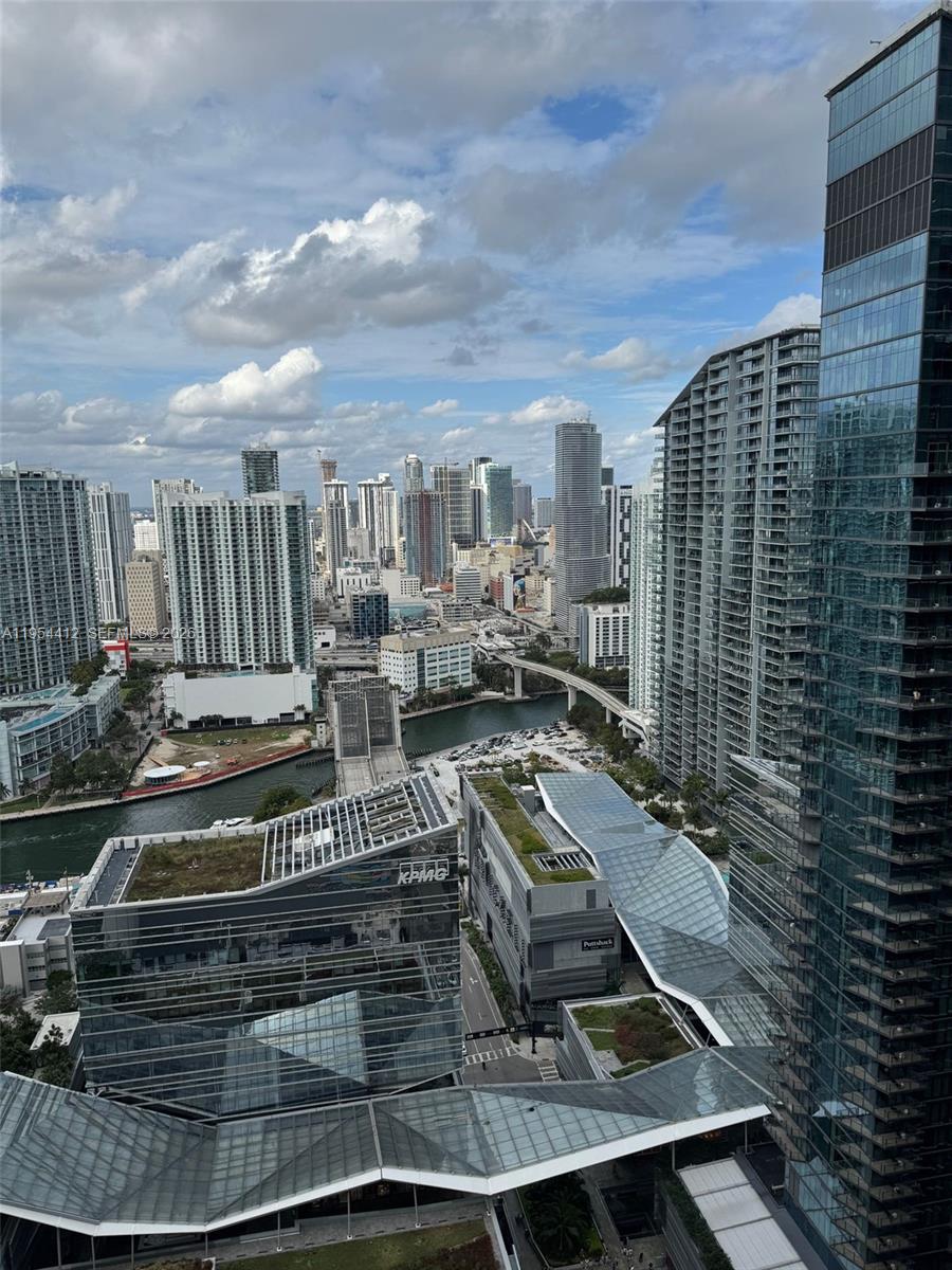 image Brickell Heights East25
